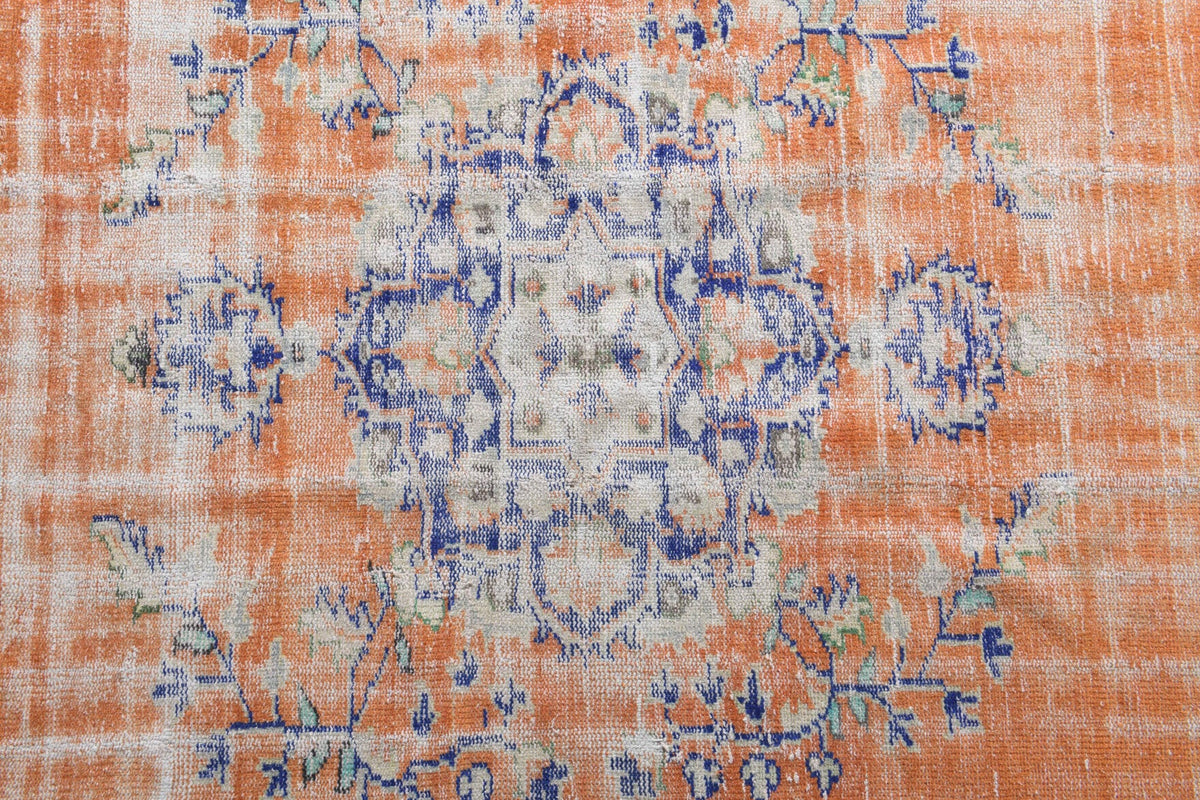 El yapımı vintage halı 150x239 cm oryantal desenli yün - kenar ve saçak detayı