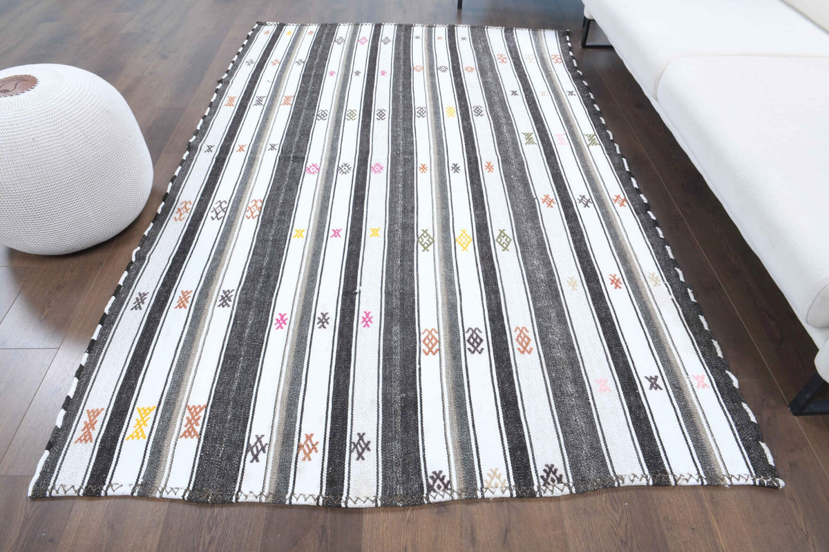 El yapımı vintage halı 155x241 cm kilim desenli yün - detay görünümü