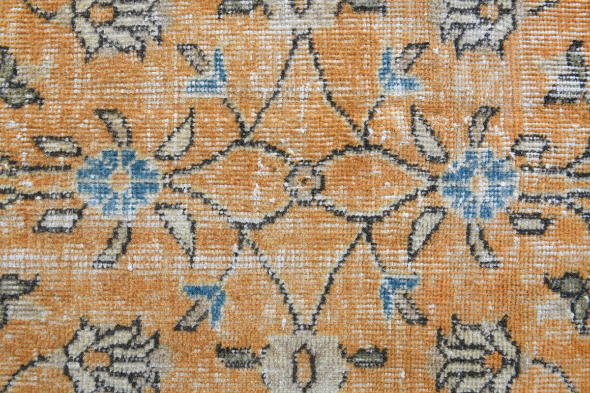 El yapımı vintage halı 157x246 cm oryantal desenli yün - mekan görünümü