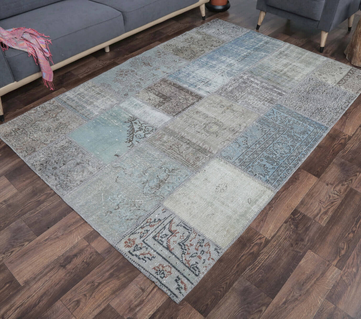 El yapımı vintage halı 163x239 cm soyut desenli yün - yakın çekim doku detayı