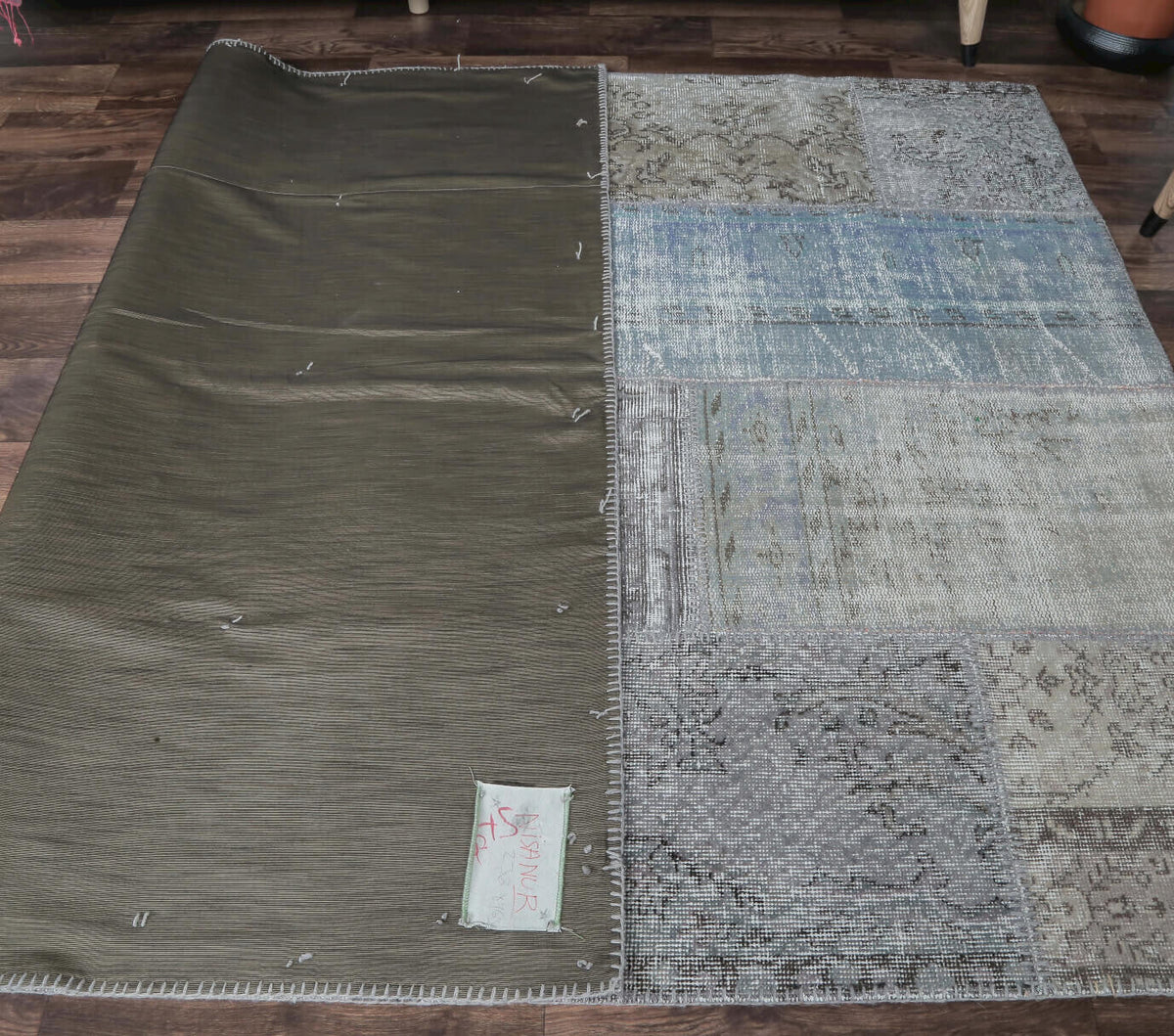 El yapımı vintage halı 163x239 cm soyut desenli yün - üstten görünüm