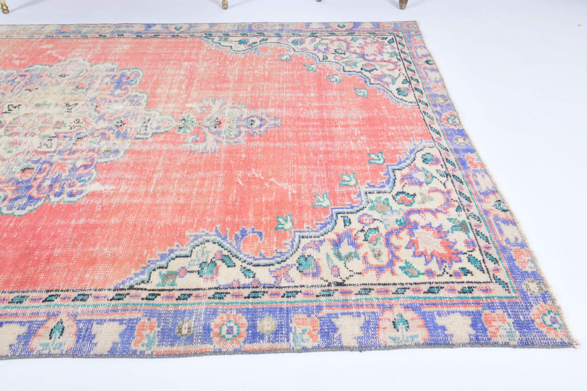 El yapımı vintage halı 152x244 cm oryantal desenli yün - kenar ve saçak detayı