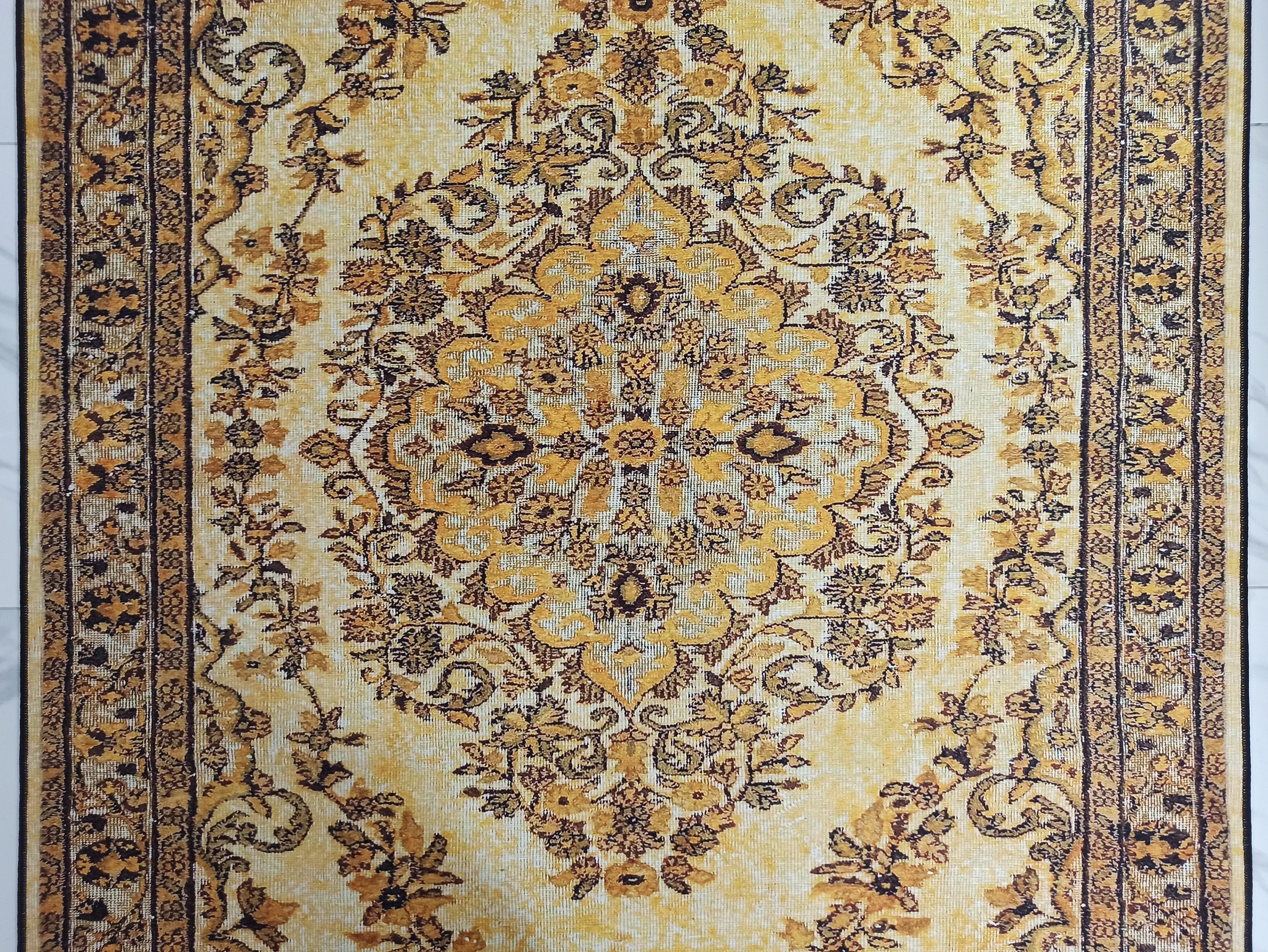 Eskitme Madalyon Desenli Hardal Sarısı ve Siyah Vintage Halı - OUTLET - 14935OU