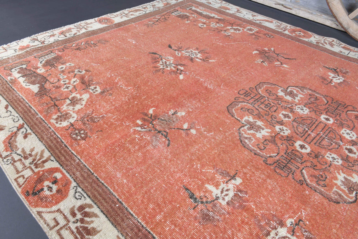 El yapımı vintage halı 183x305 cm oryantal desenli yün - yakın çekim doku detayı