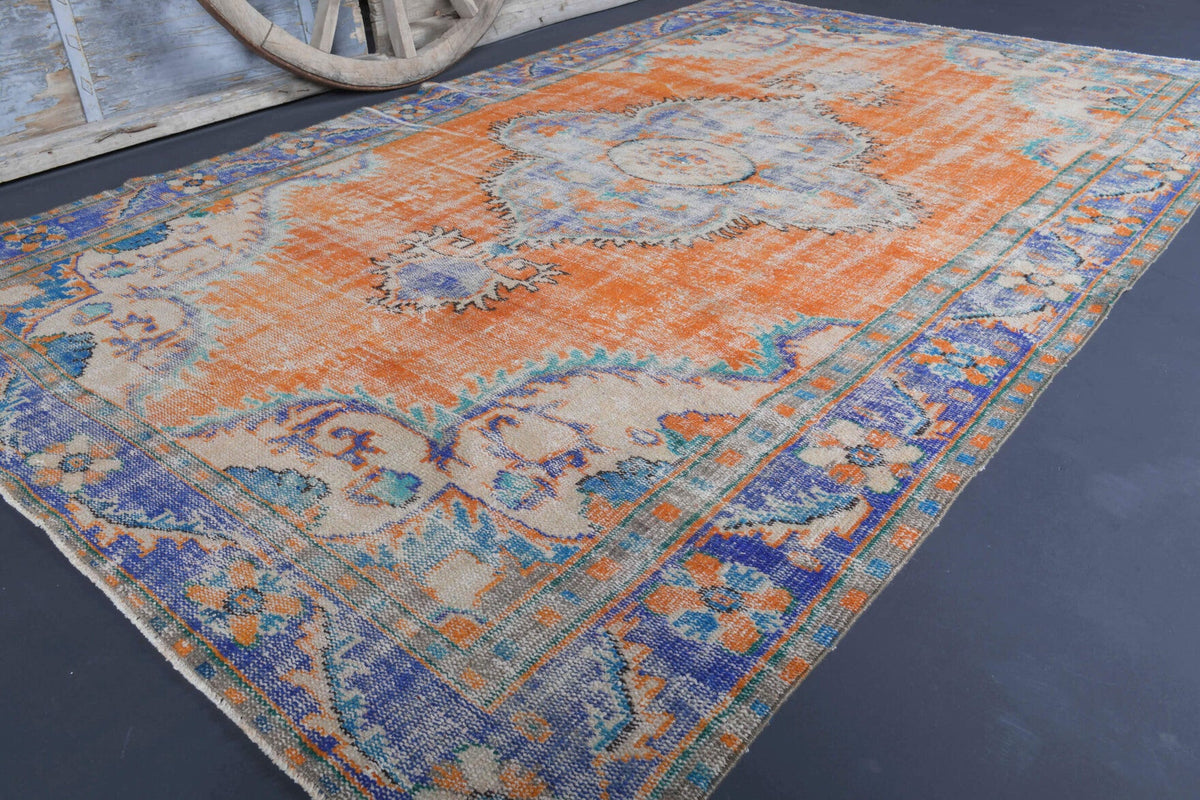 El yapımı vintage halı 183x274 cm oryantal desenli yün - yakın çekim doku detayı