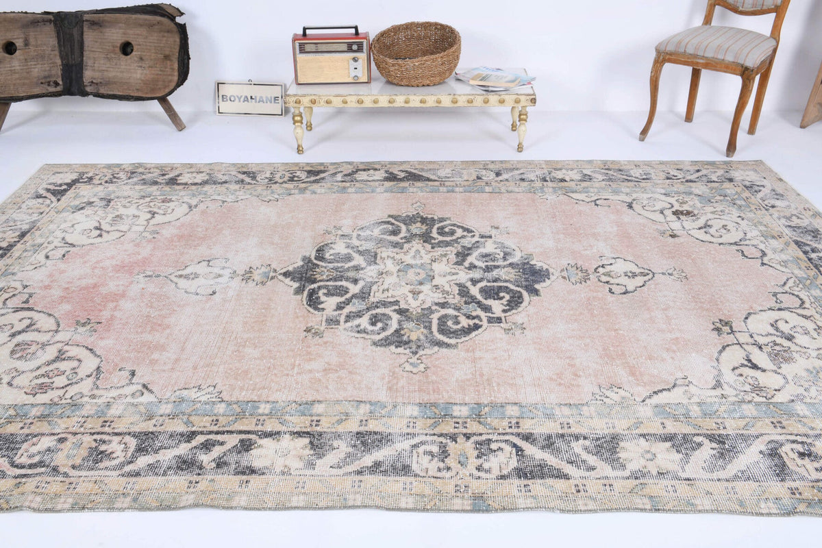 El yapımı vintage halı 183x305 cm madalyonlu desenli yün - kenar ve saçak detayı