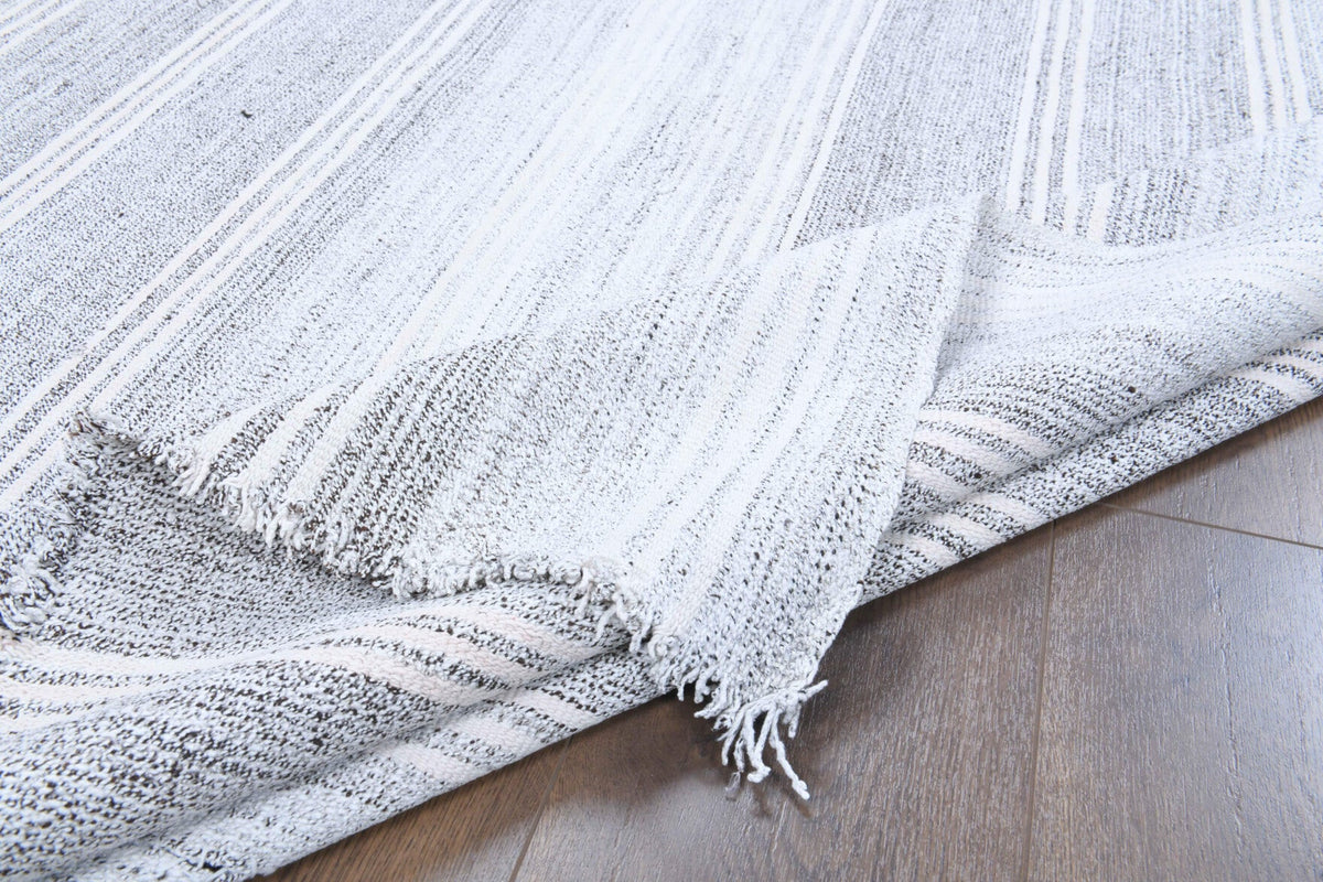 El yapımı vintage halı 178x213 cm çizgili desenli yün - yakın çekim doku detayı