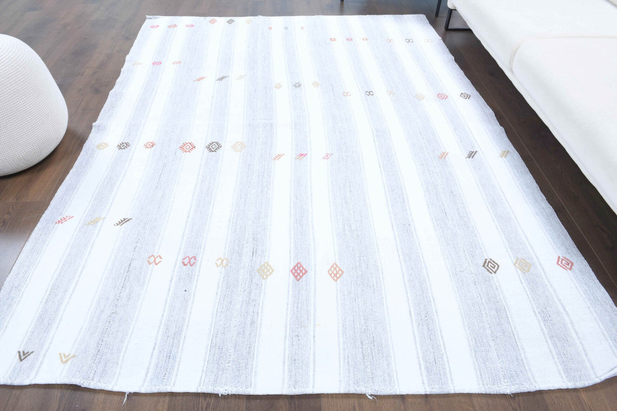 El yapımı vintage halı 185x246 cm çizgili desenli yün - yakın çekim doku detayı