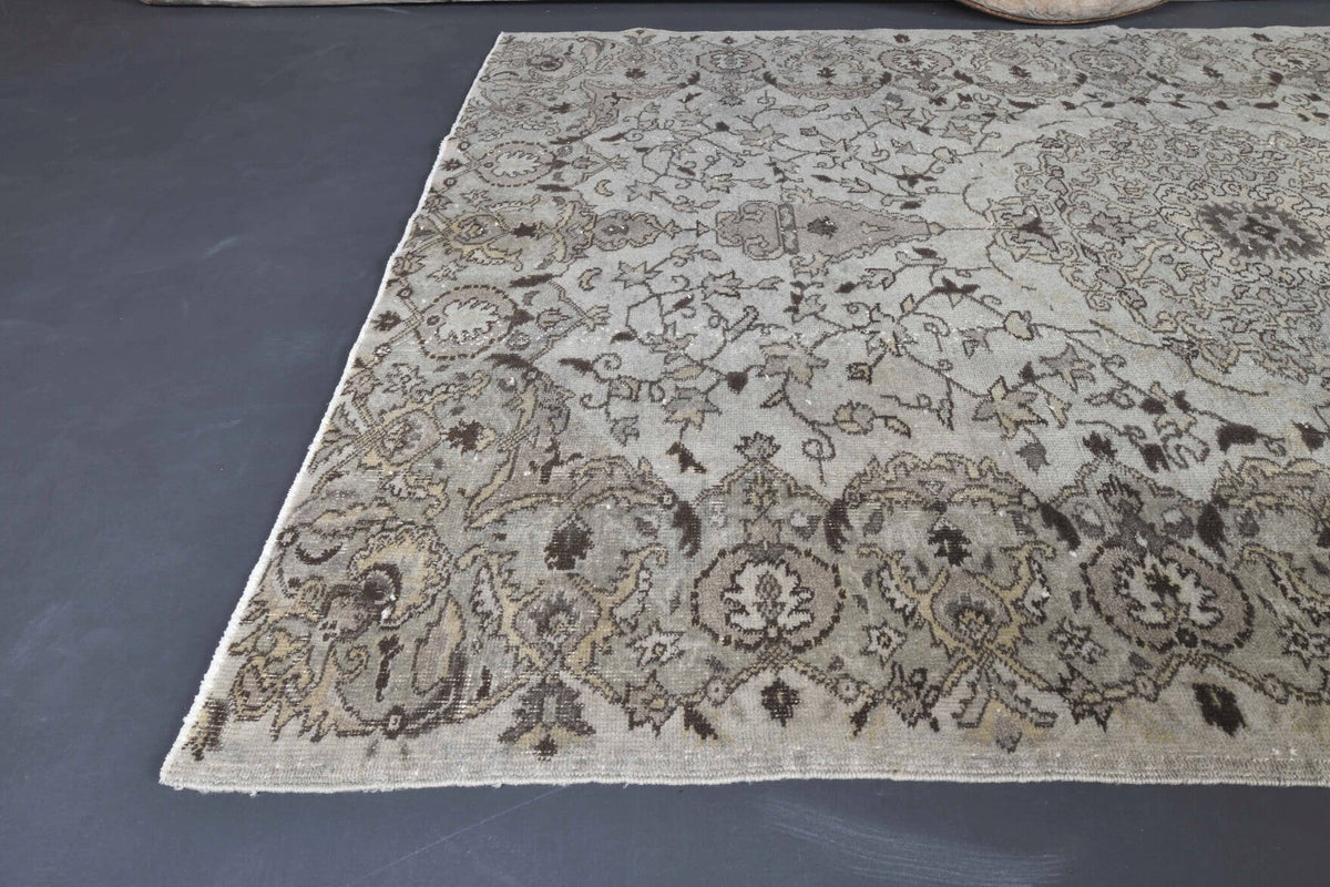 Vintage Anatolain Area Rug