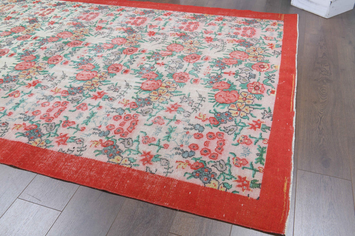 El yapımı vintage halı 178x279 cm bordürlü desenli yün - mekan görünümü