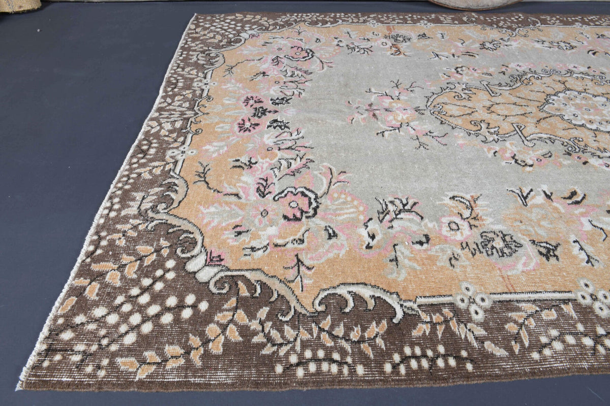 6x9 Handmade Vintage Area Rug