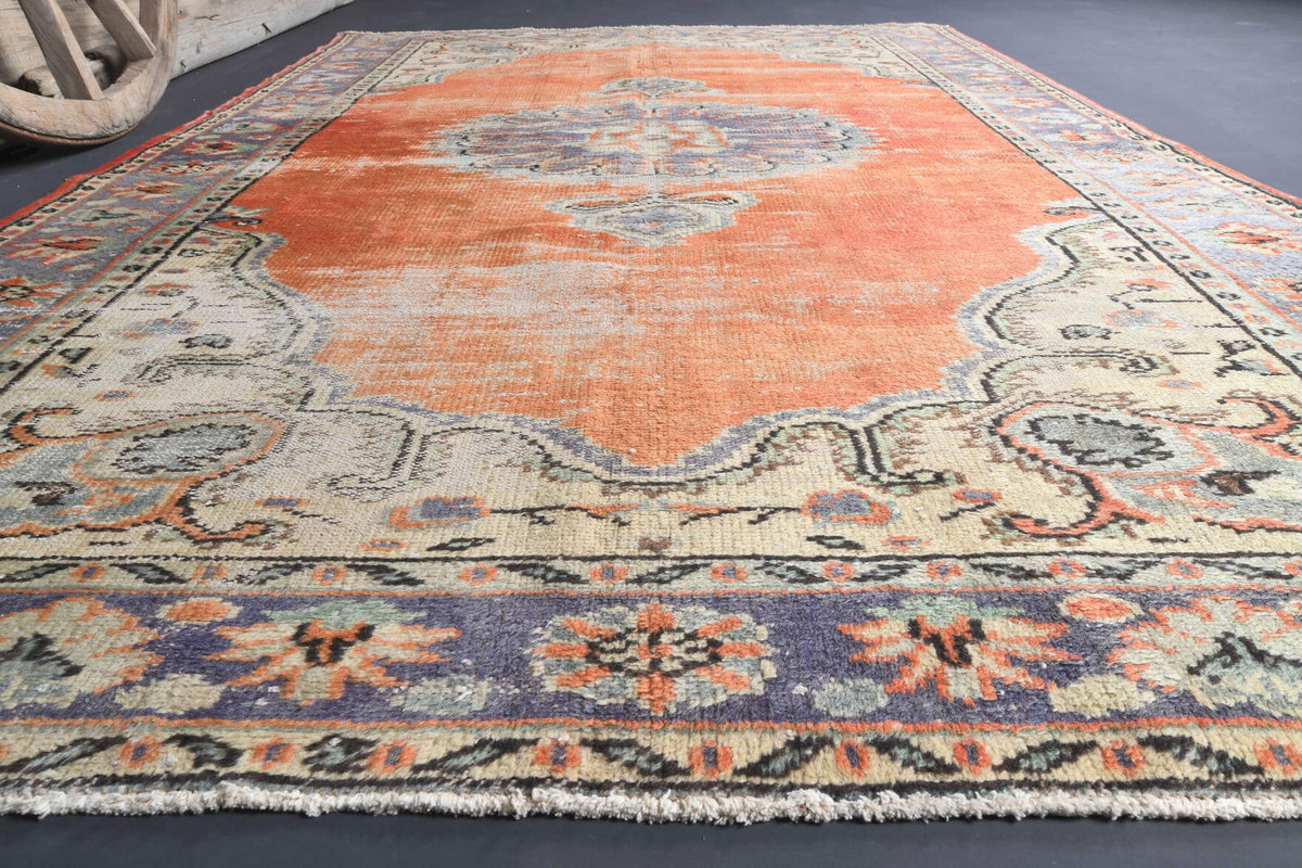 El yapımı vintage halı 183x274 cm çiçek desenli desenli yün - üstten görünüm