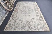 El yapımı vintage halı 152x274 cm oryantal desenli yün - detay görünümü