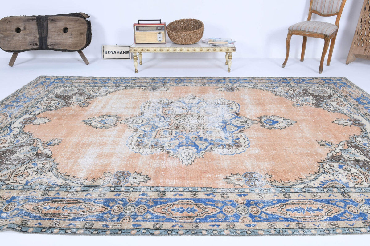 El yapımı vintage halı 203x318 cm çiçek desenli desenli yün - kenar ve saçak detayı