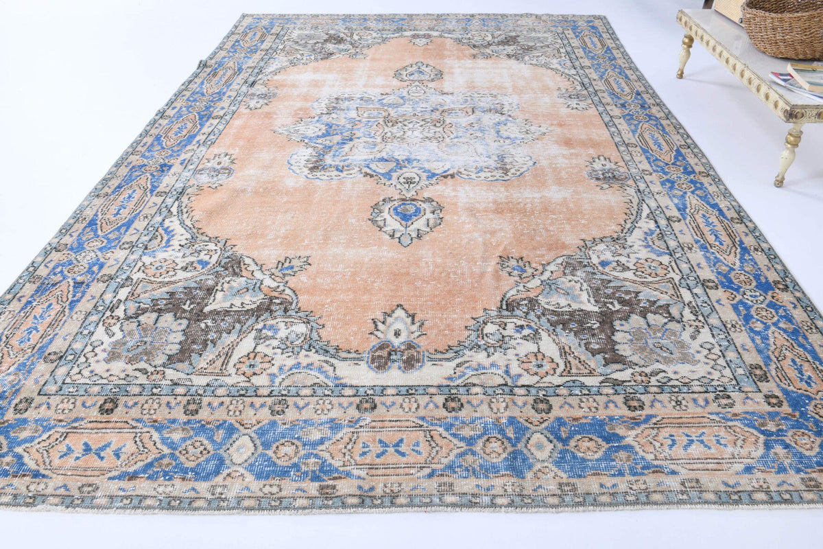 El yapımı vintage halı 203x318 cm çiçek desenli desenli yün - mekan görünümü