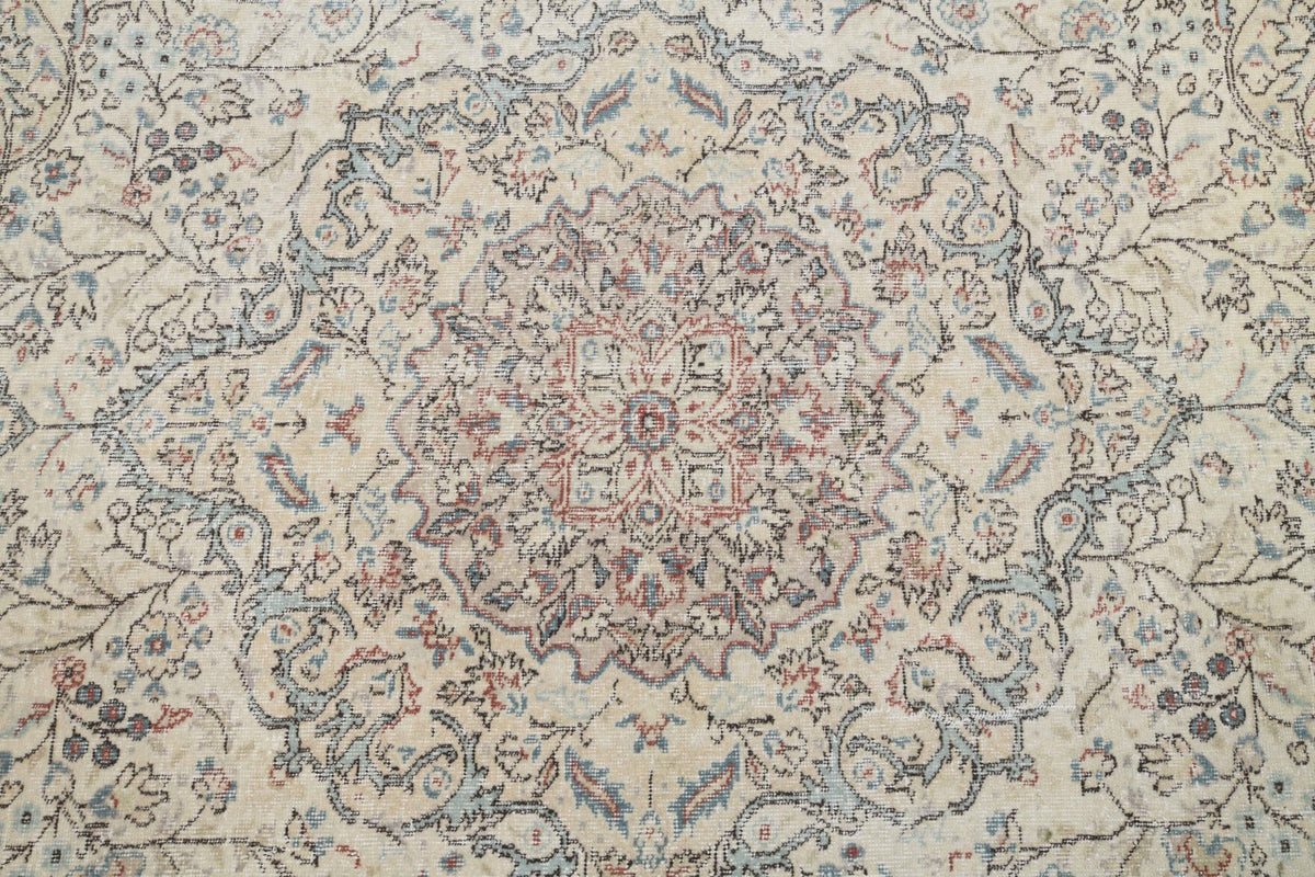 El yapımı vintage halı 216x320 cm çiçek desenli desenli yün - kenar ve saçak detayı