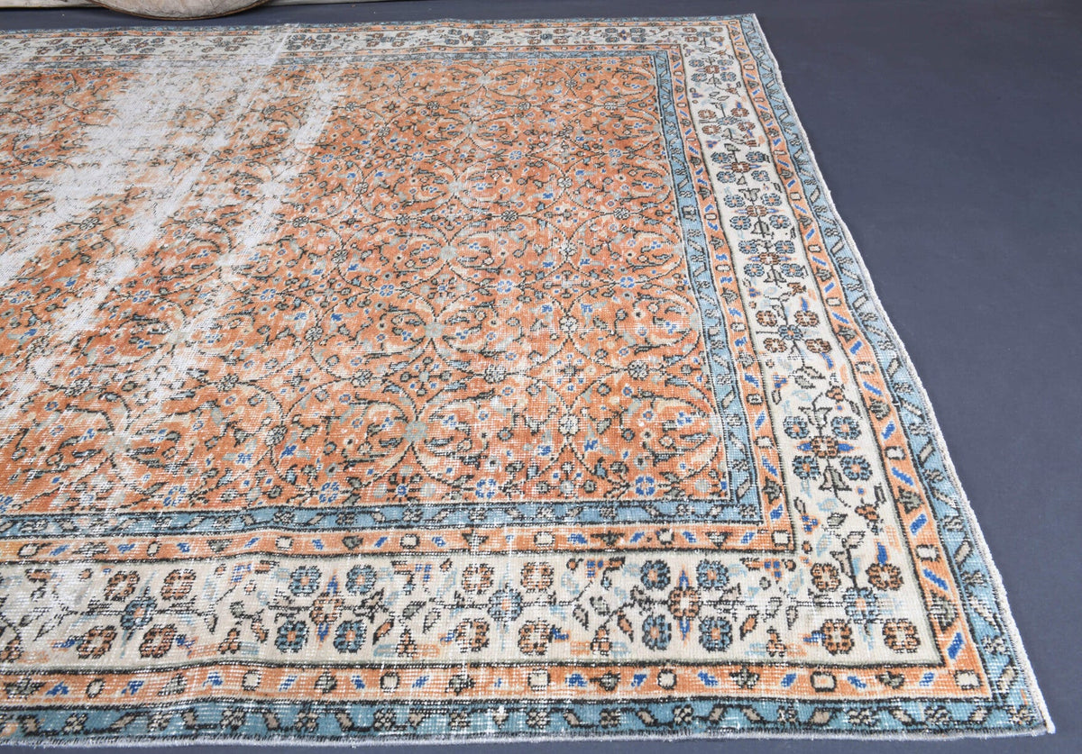 El yapımı vintage halı 193x305 cm çiçek desenli desenli yün - mekan görünümü