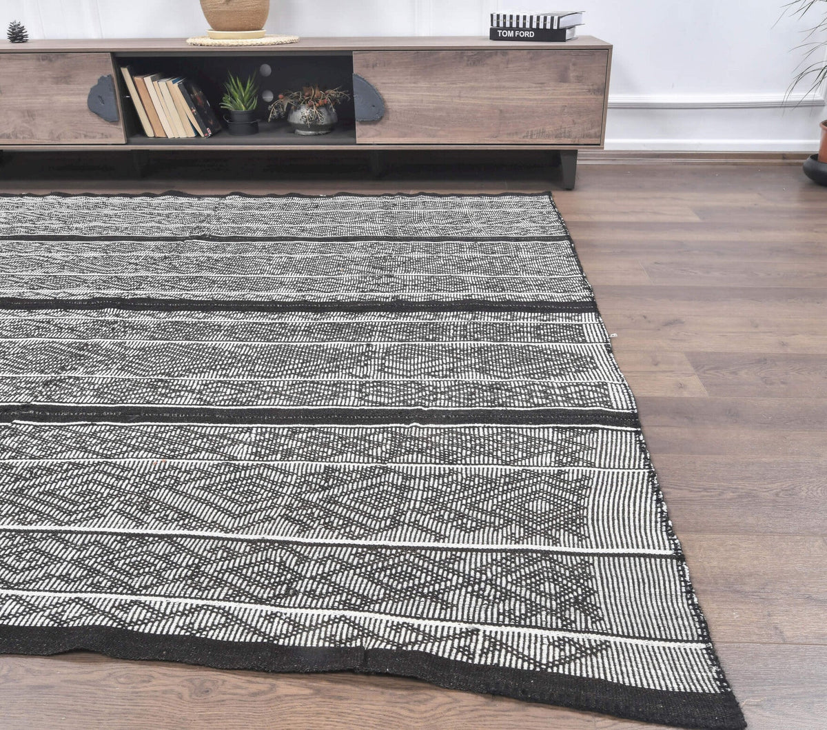 El yapımı vintage halı 211x213 cm çizgili desenli yün - yakın çekim doku detayı
