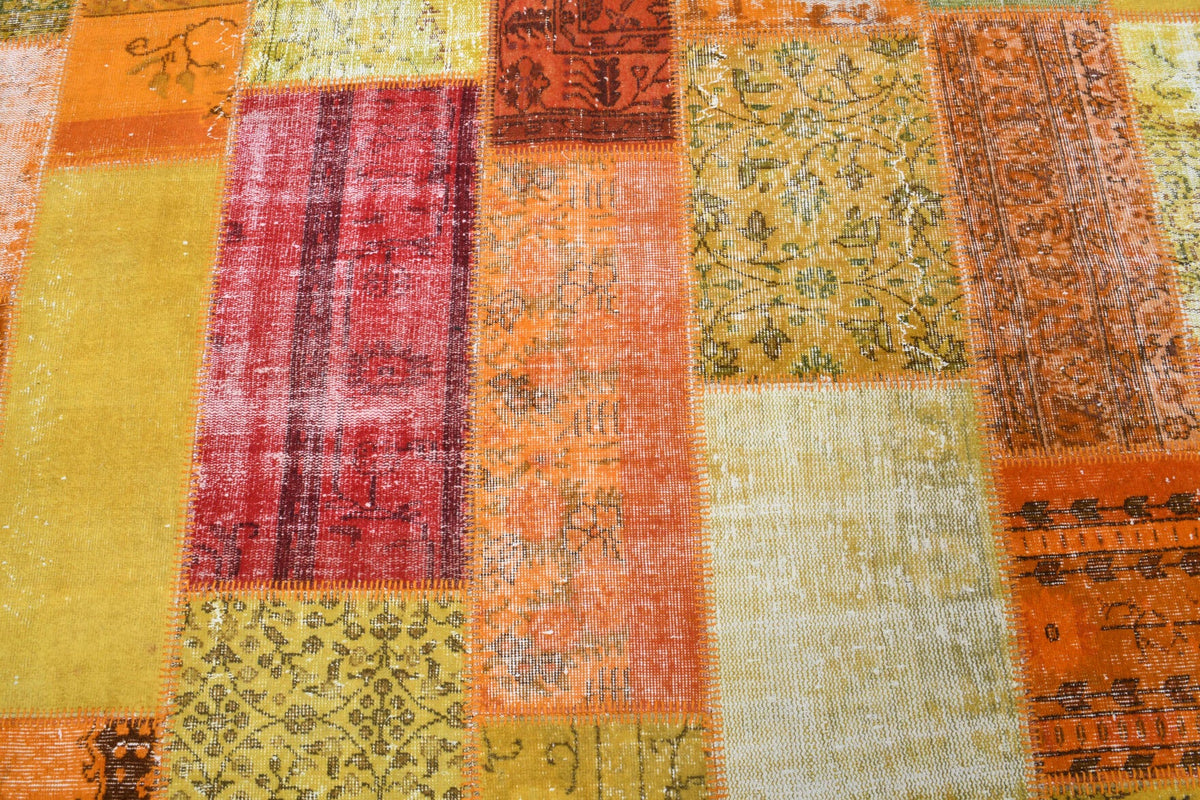 El yapımı vintage halı 254x302 cm tribal desenli yün - kenar ve saçak detayı