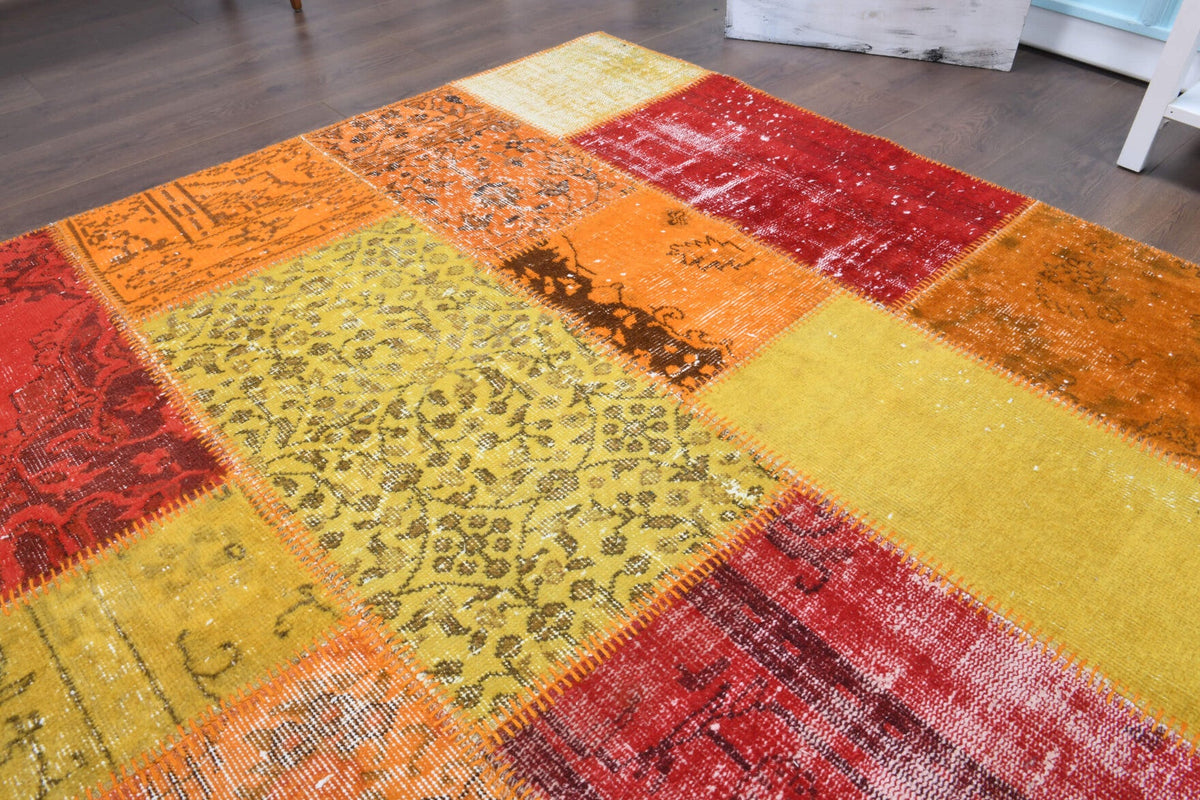 El yapımı vintage halı 254x302 cm tribal desenli yün - mekan görünümü