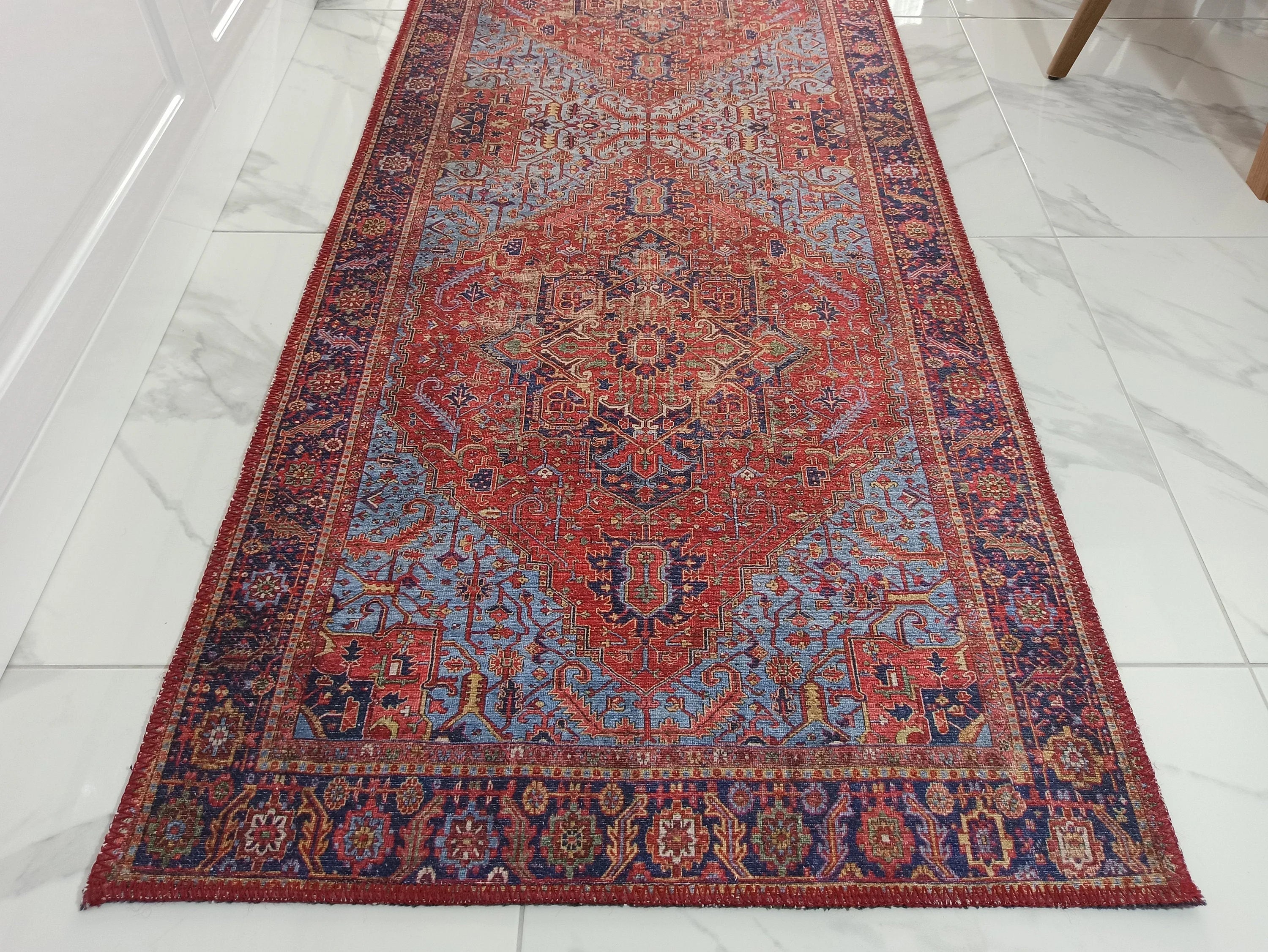 Açık Lacivert ve Kırmızı Medalyonlu Vintage Halı - OUTLET - AL162OU