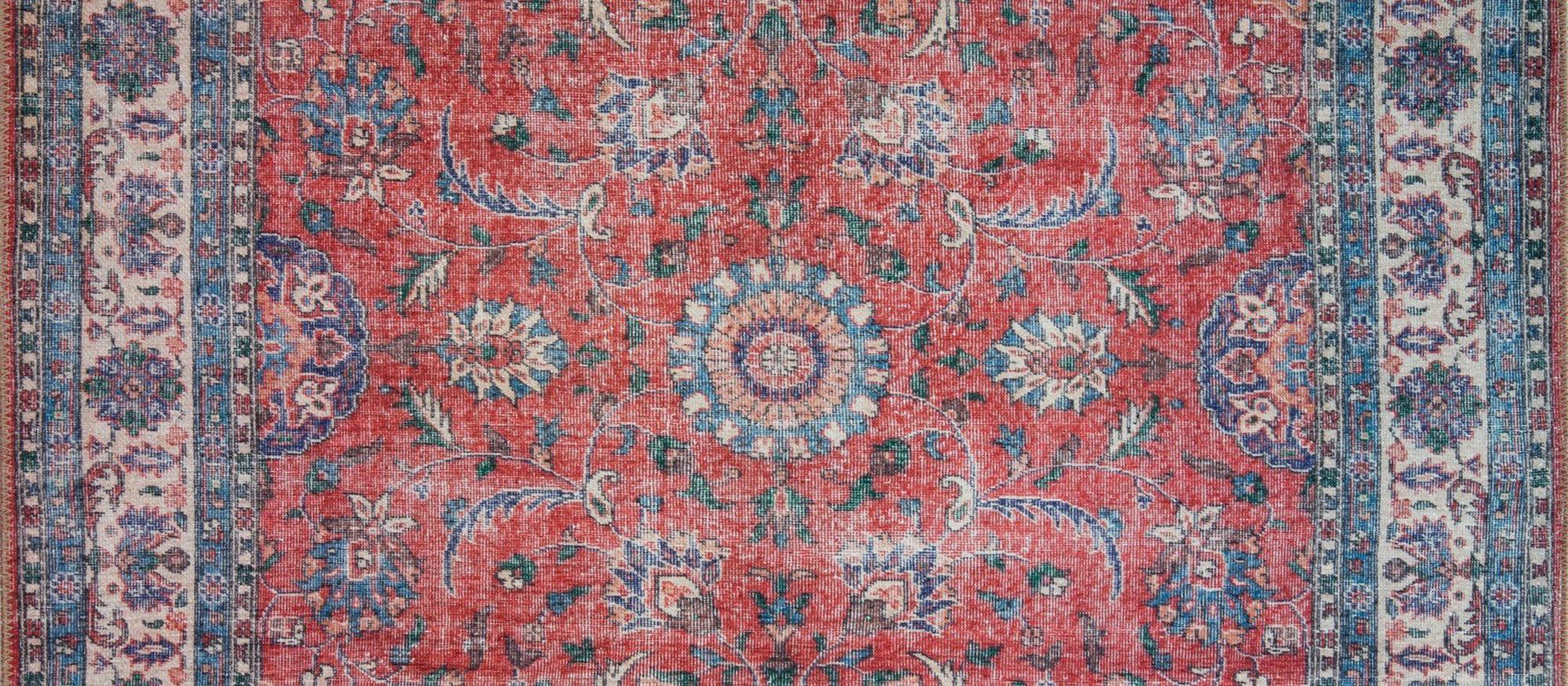 Solgun Kırmızı ve Krem Eskitme Desenli Vintage Halı