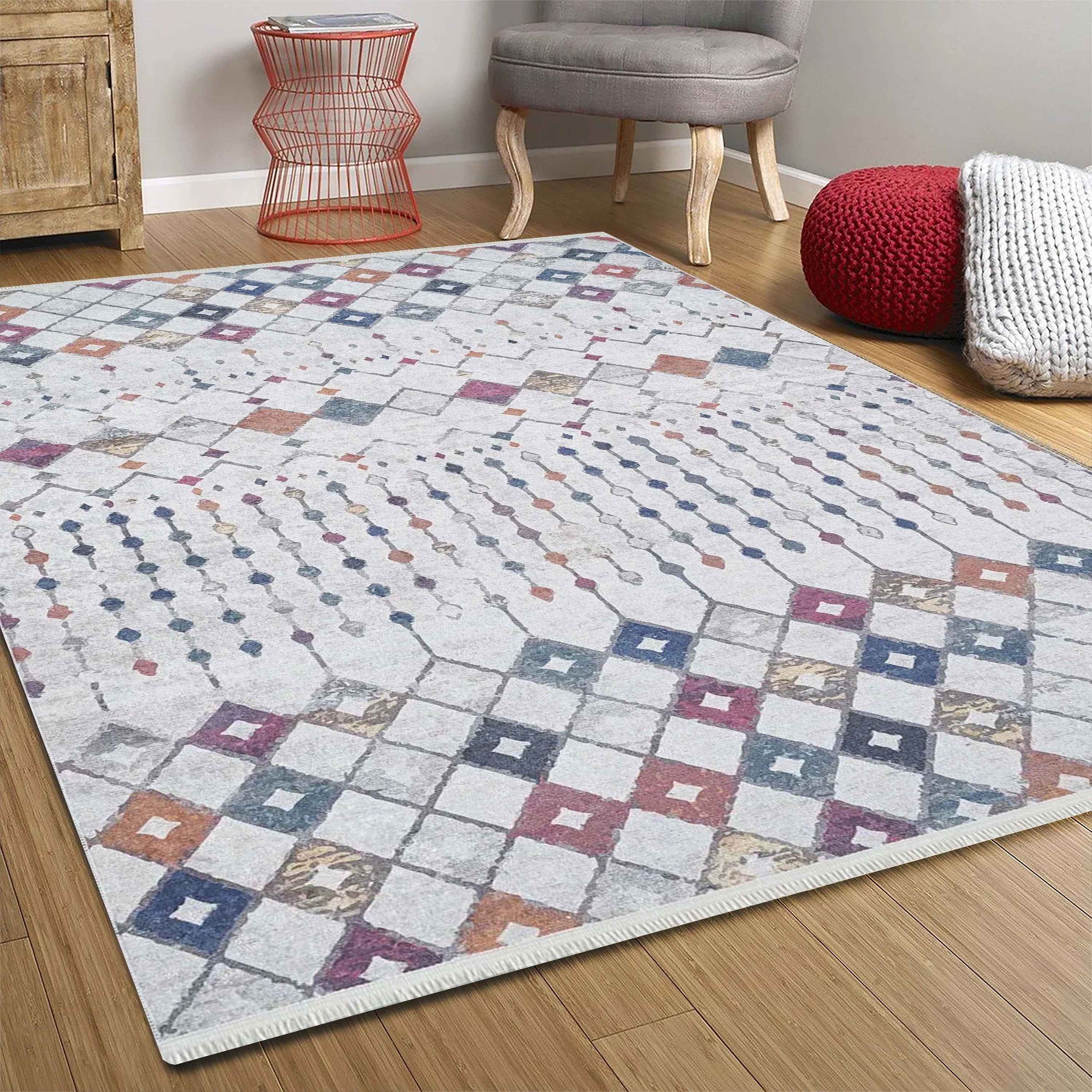 Açık Gri Renkli Geometrik Desenli Kilim Halı