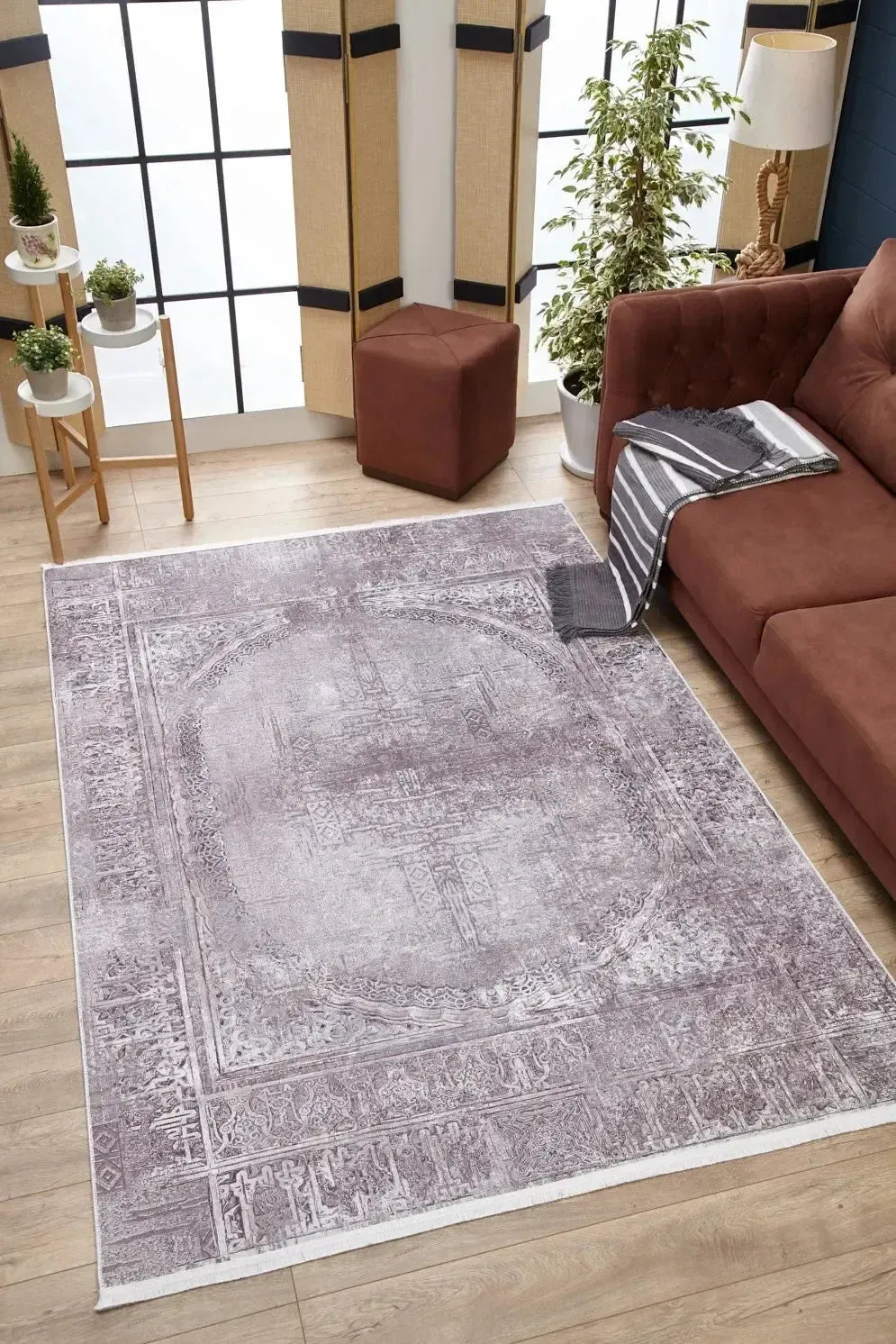 Açık Lila Oval Motifli Modern Yıkanabilir Halı