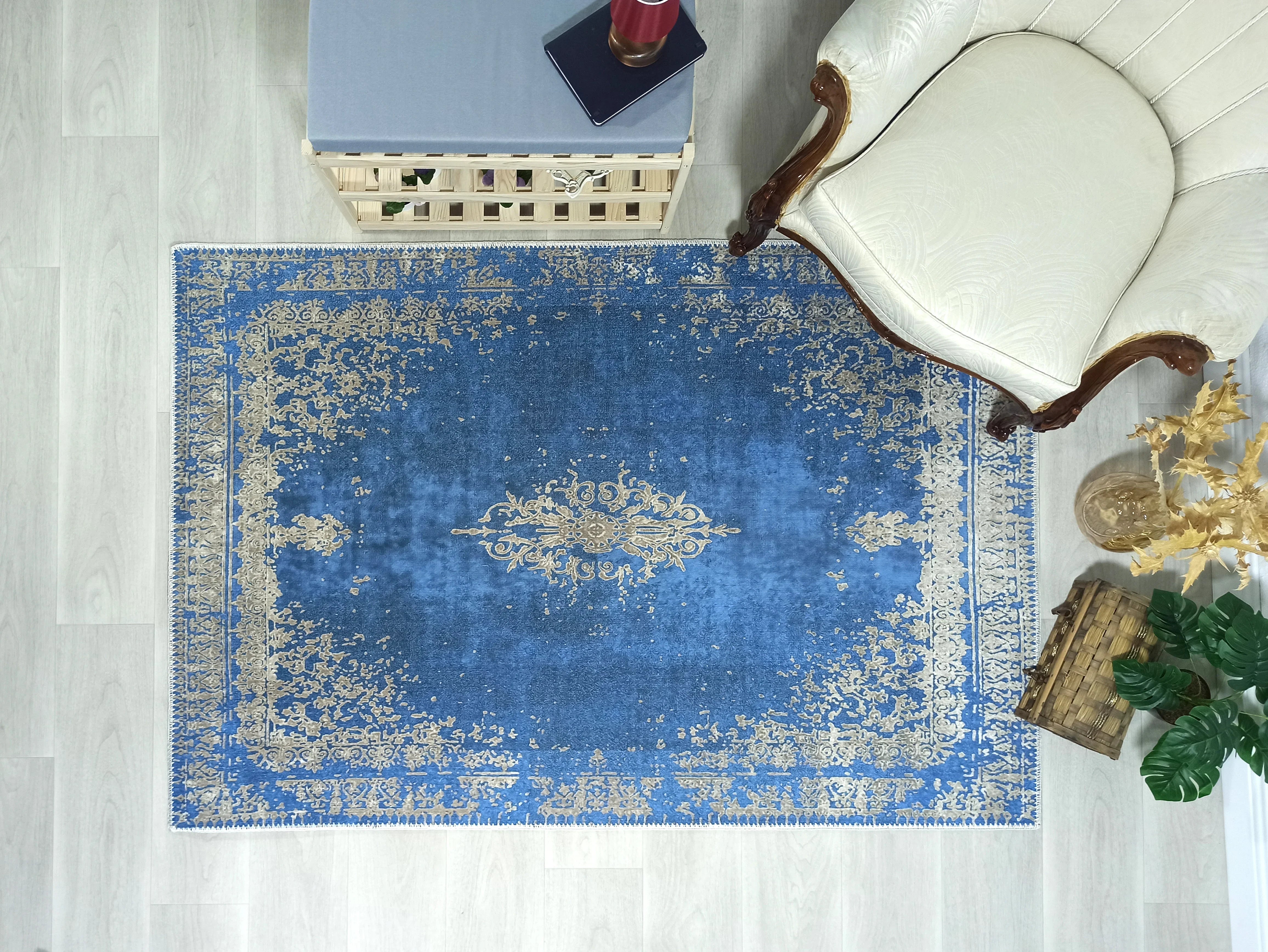 Açık Mavi Lacivert Vintage Halı