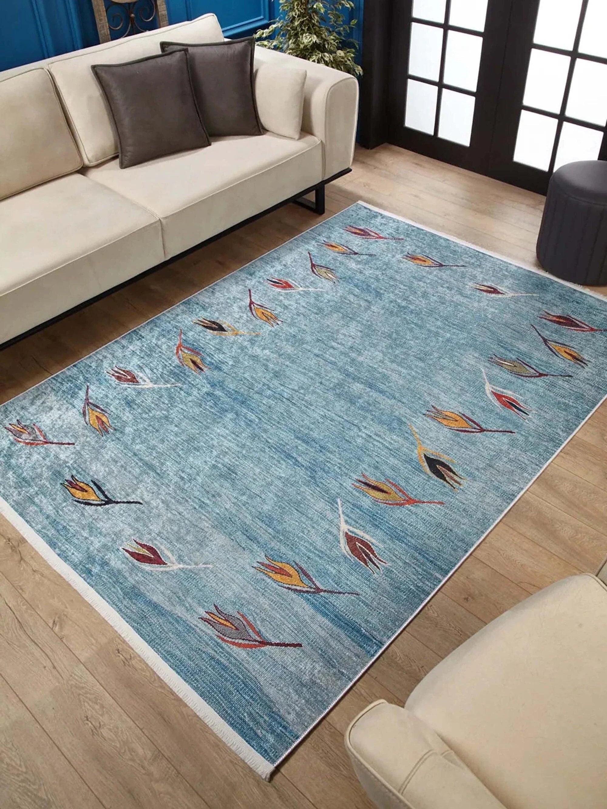 Açık Mavi ve Turuncu Yaprak Desenli Anadolu Kilim Halı