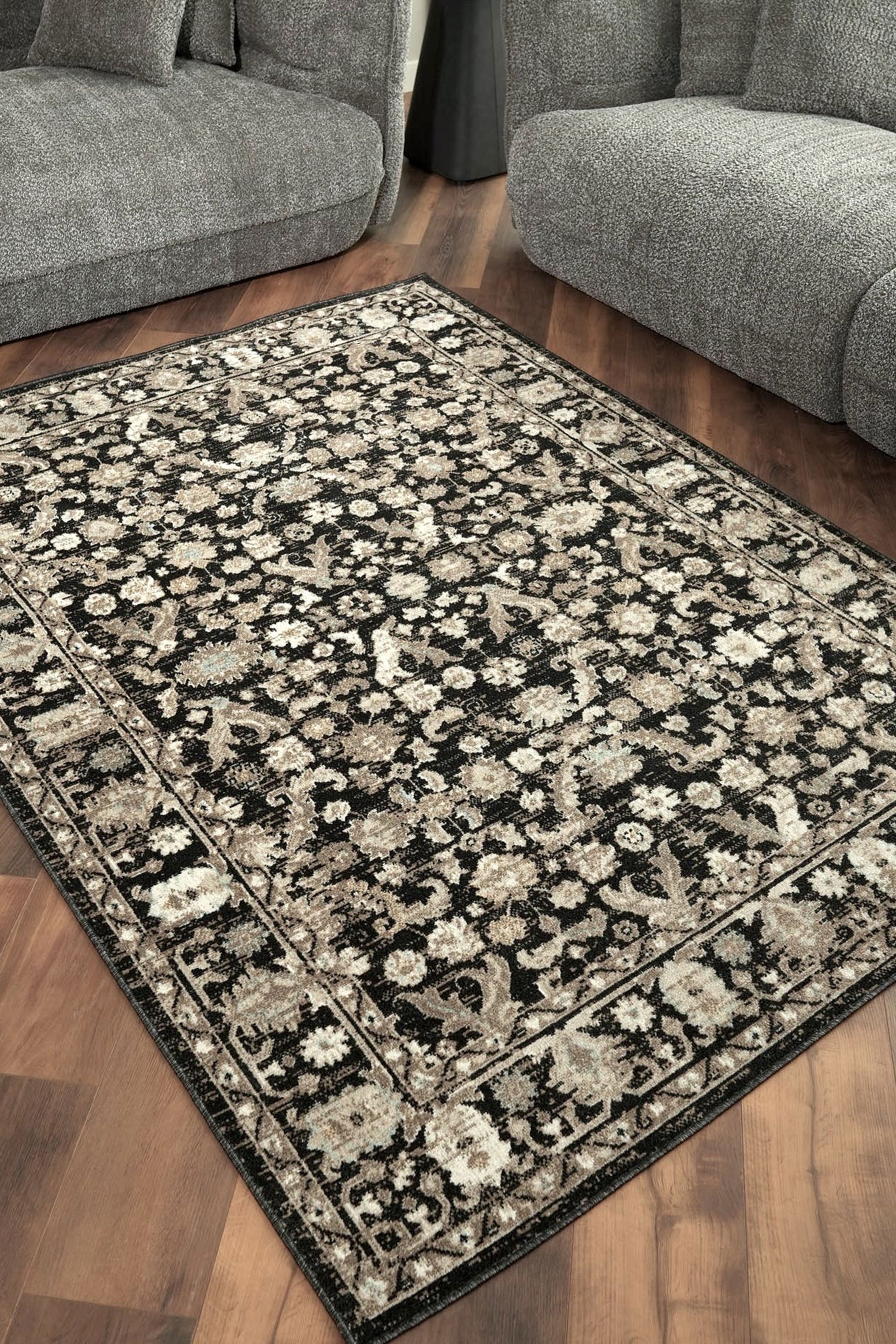 Klasik Esintili Siyah ve Bej Vintage Desenli Halı - FMBH03