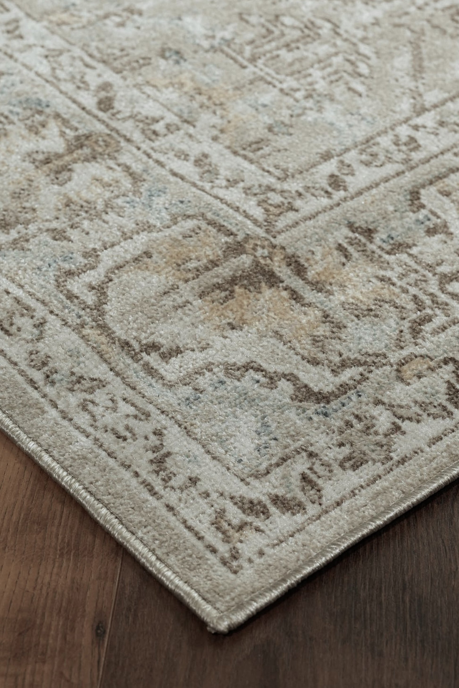 Kum Beji ve Vizon Geometrik Motifli Vintage Eskitme Halı - FMBH08