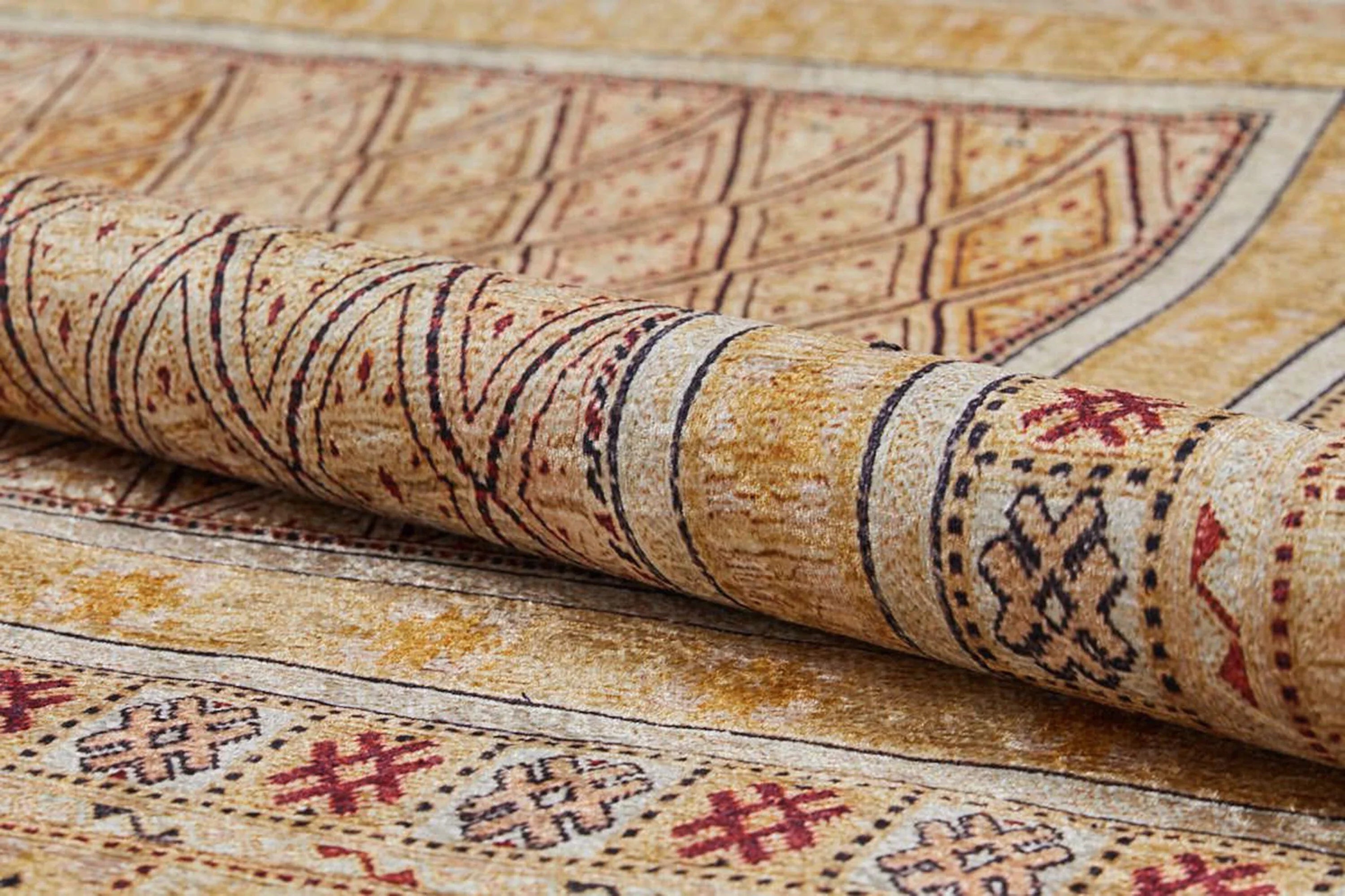 Bej Pastel Sarı Anadolu Kilim Halı
