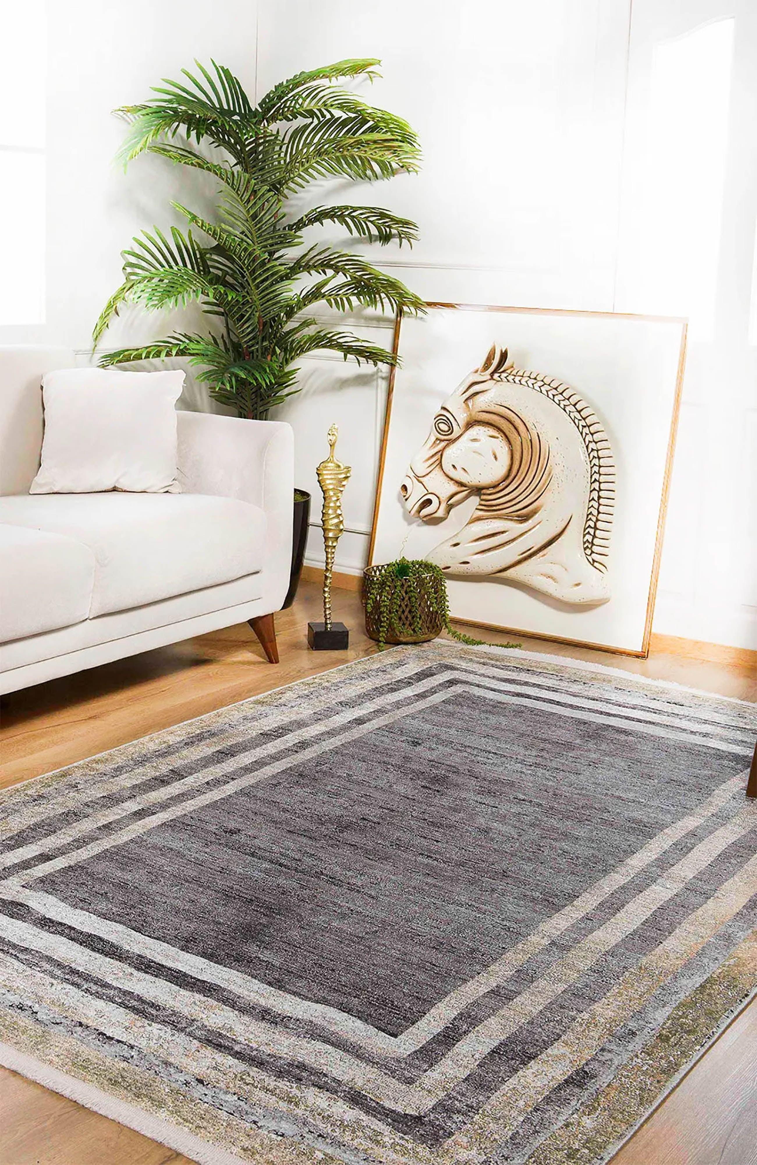Bej ve Haki Çizgili Bordürlü Füme ve Gri Modern Eskitme Halı