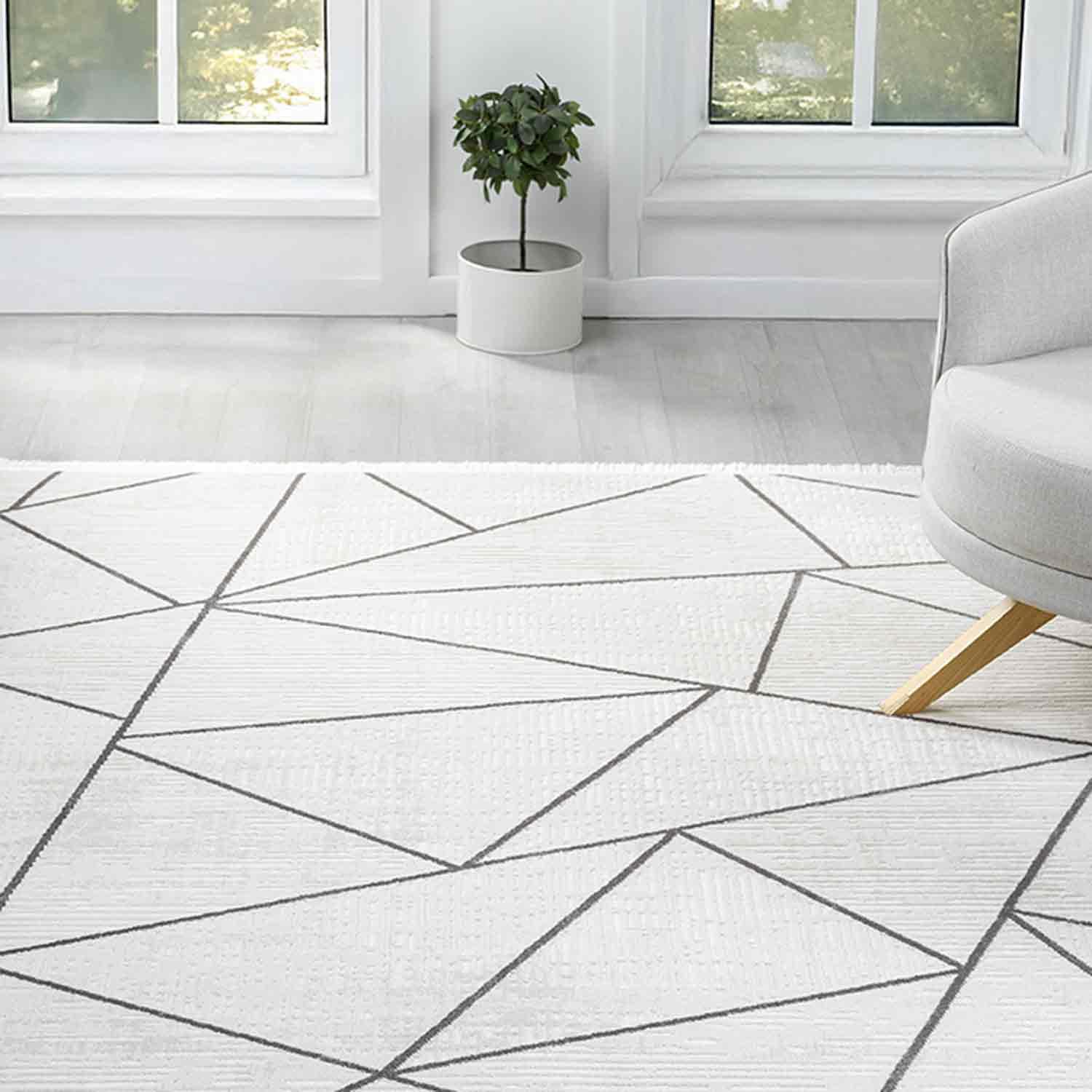 Beyaz Gri Siyah Üçgen Geometrik Modern Halı