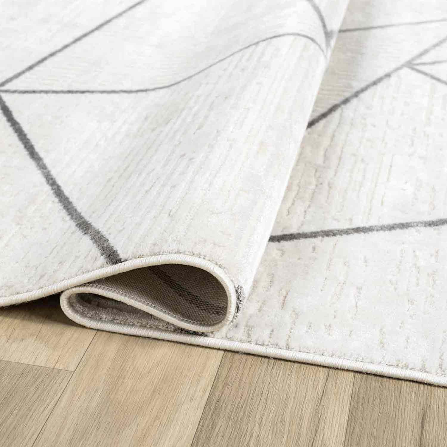 Beyaz Gri Siyah Üçgen Geometrik Modern Halı