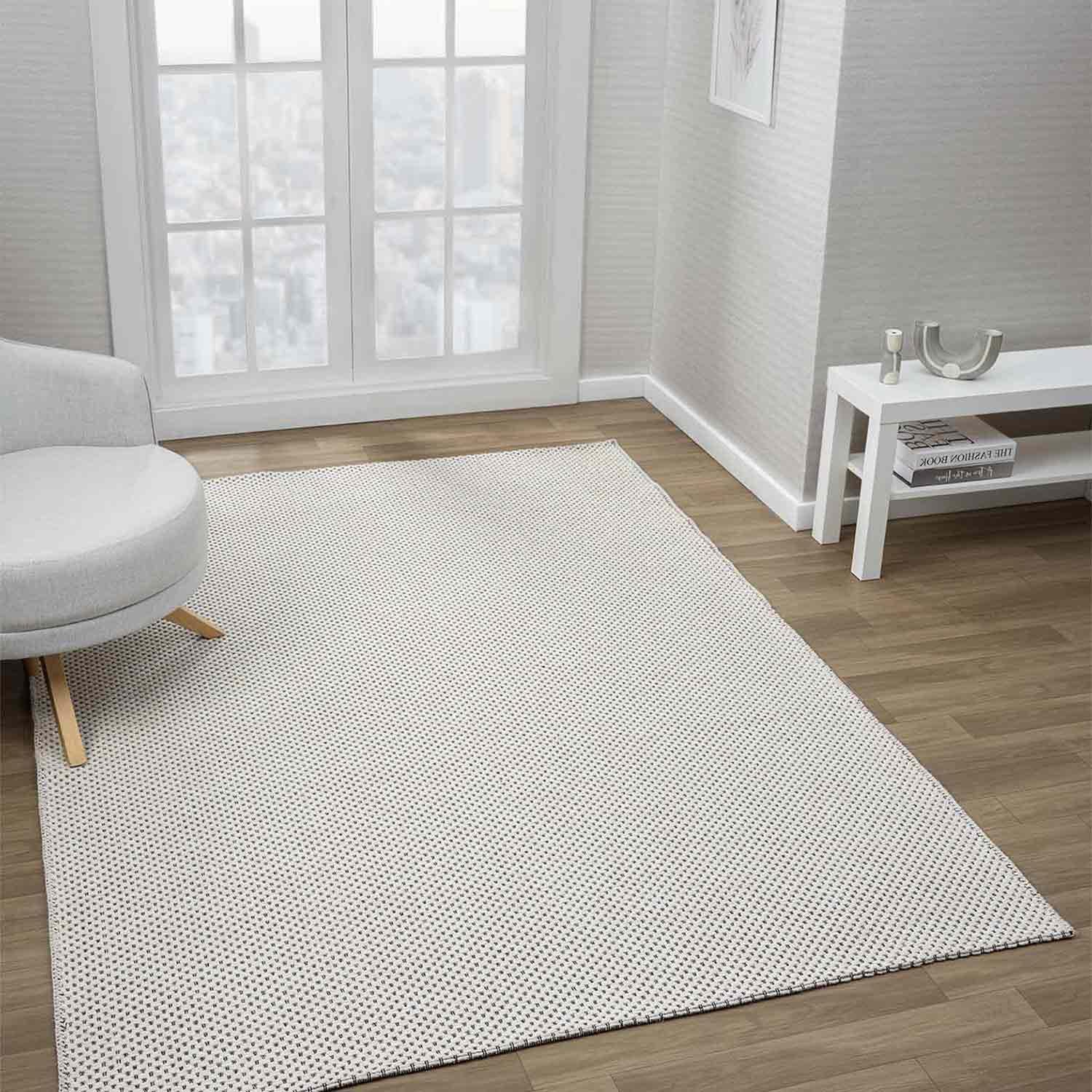 Beyaz Krem Siyah Melanj Noktalı Modern Halı