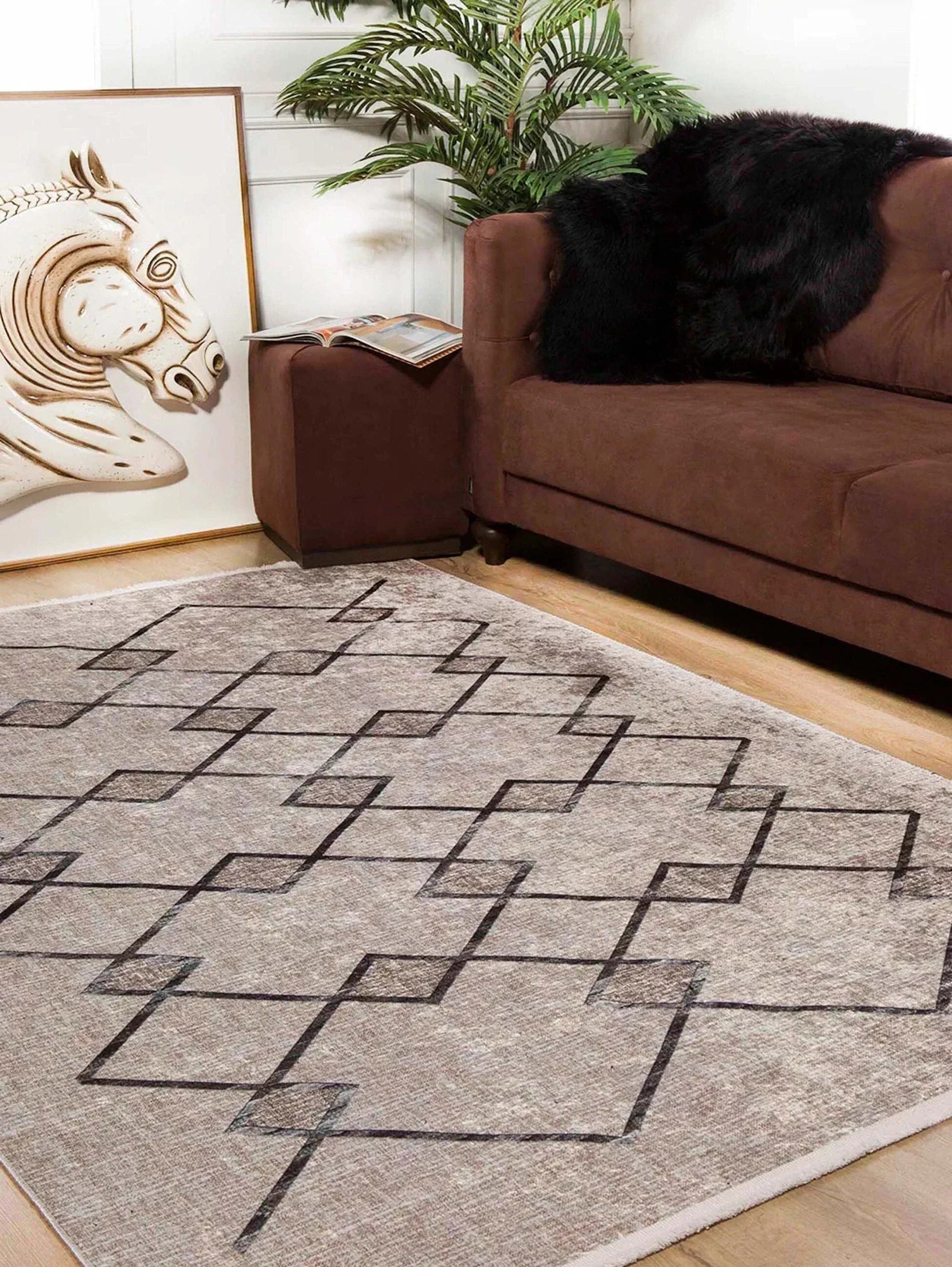 Bohem Bej Siyah Geometrik Desenli Halı