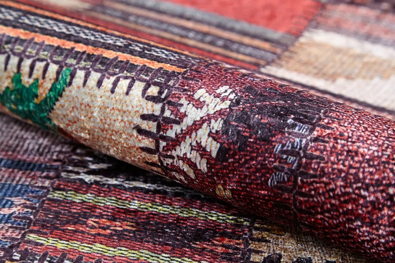 Bordo Gri Kahve Etnik Kilim Patchwork Görünümlü Halı