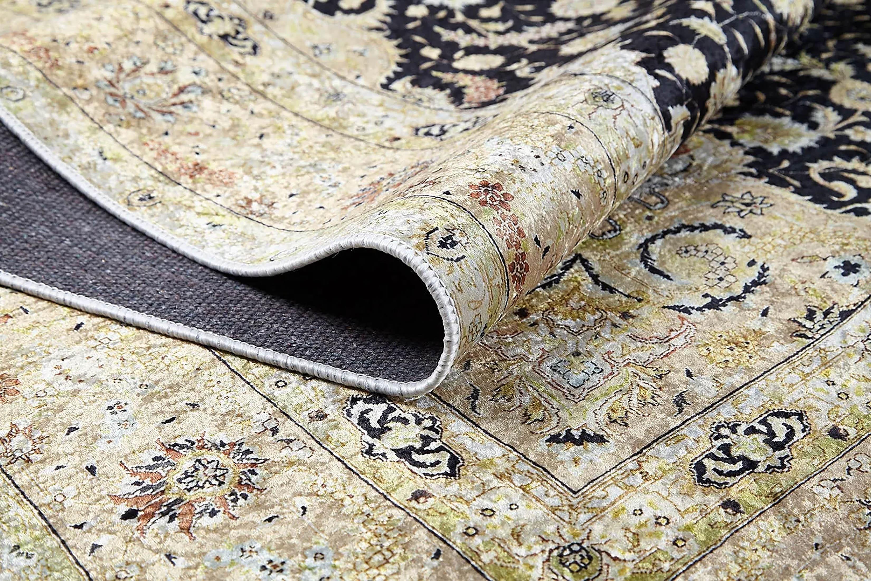 Çiçekli Geleneksel Siyah Bej Vintage Halı