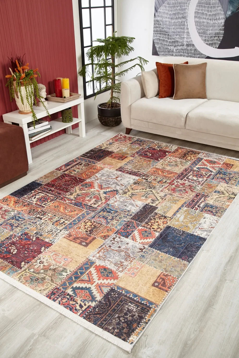 Çok Renkli Eskitme Desenli Patchwork Görünümlü Halı