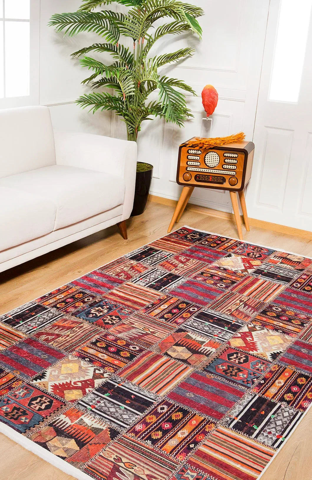 Çok Renkli Kırmızı Kahve Kilim Patchwork Görünümlü Halı