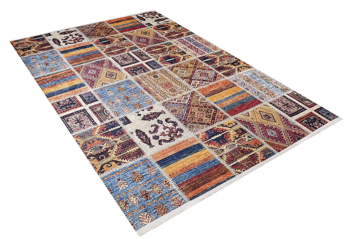 Çok Renkli Otantik Kilim Patchwork Görünümlü Halı