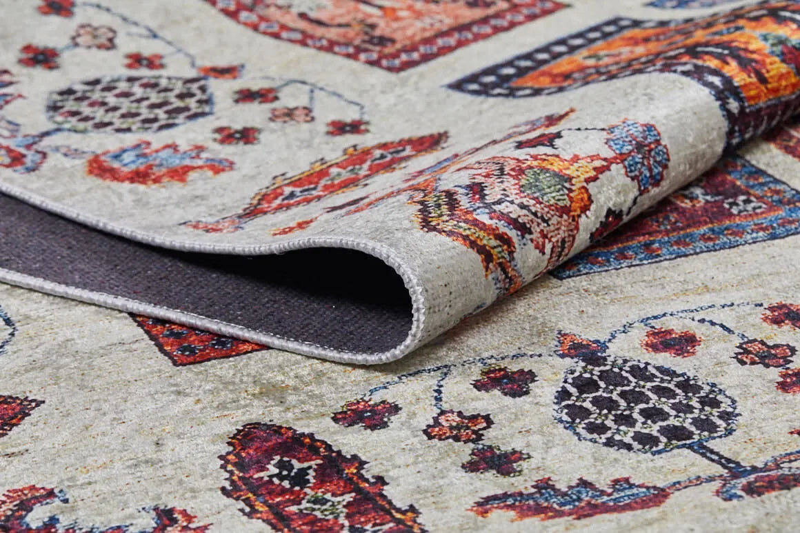 Çok Renkli Otantik Motifli Kareli Patchwork Görünümlü Halı