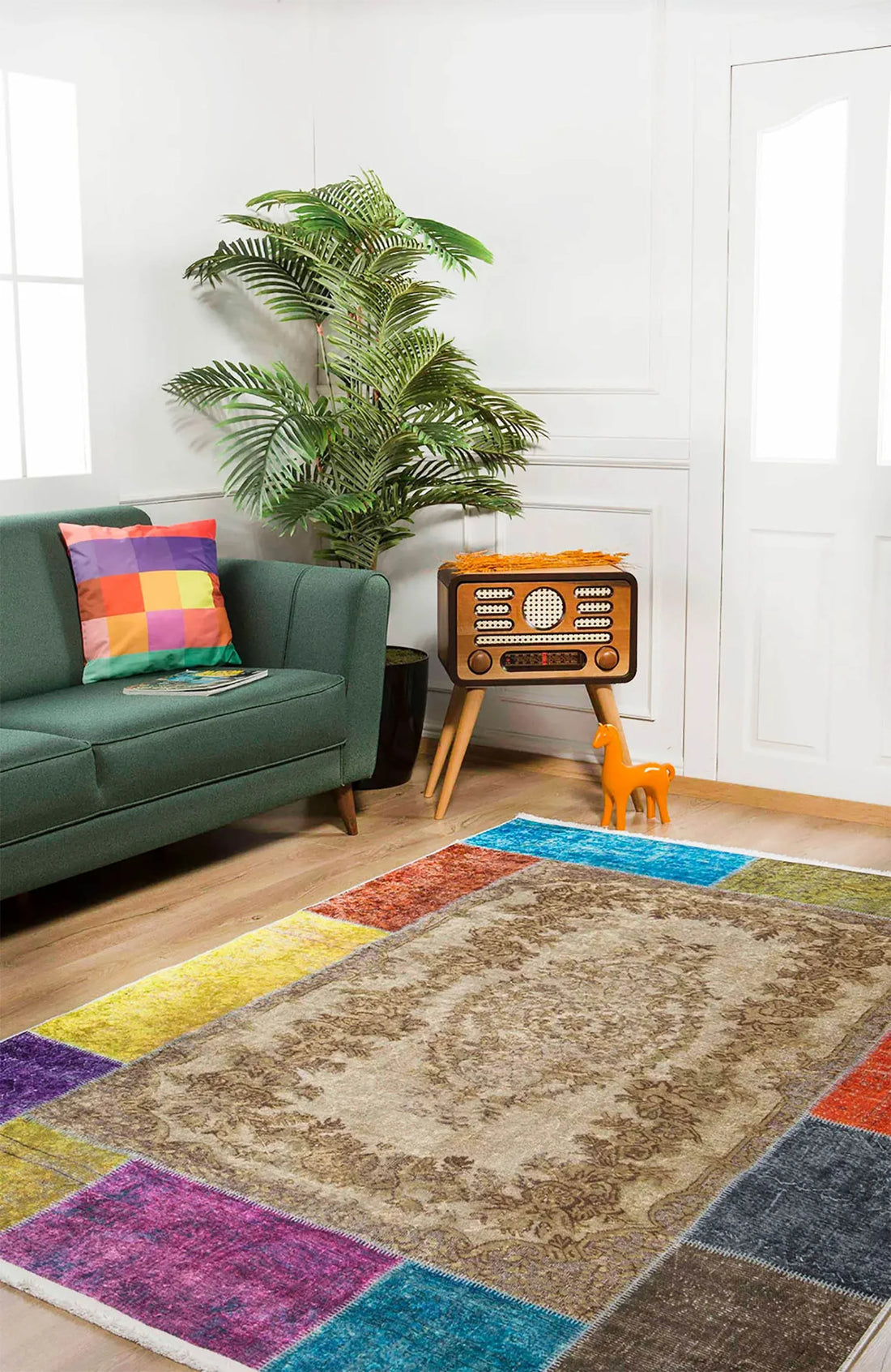 Çok Renkli Patchwork Görünümlü Bej Bohem Vintage Halı