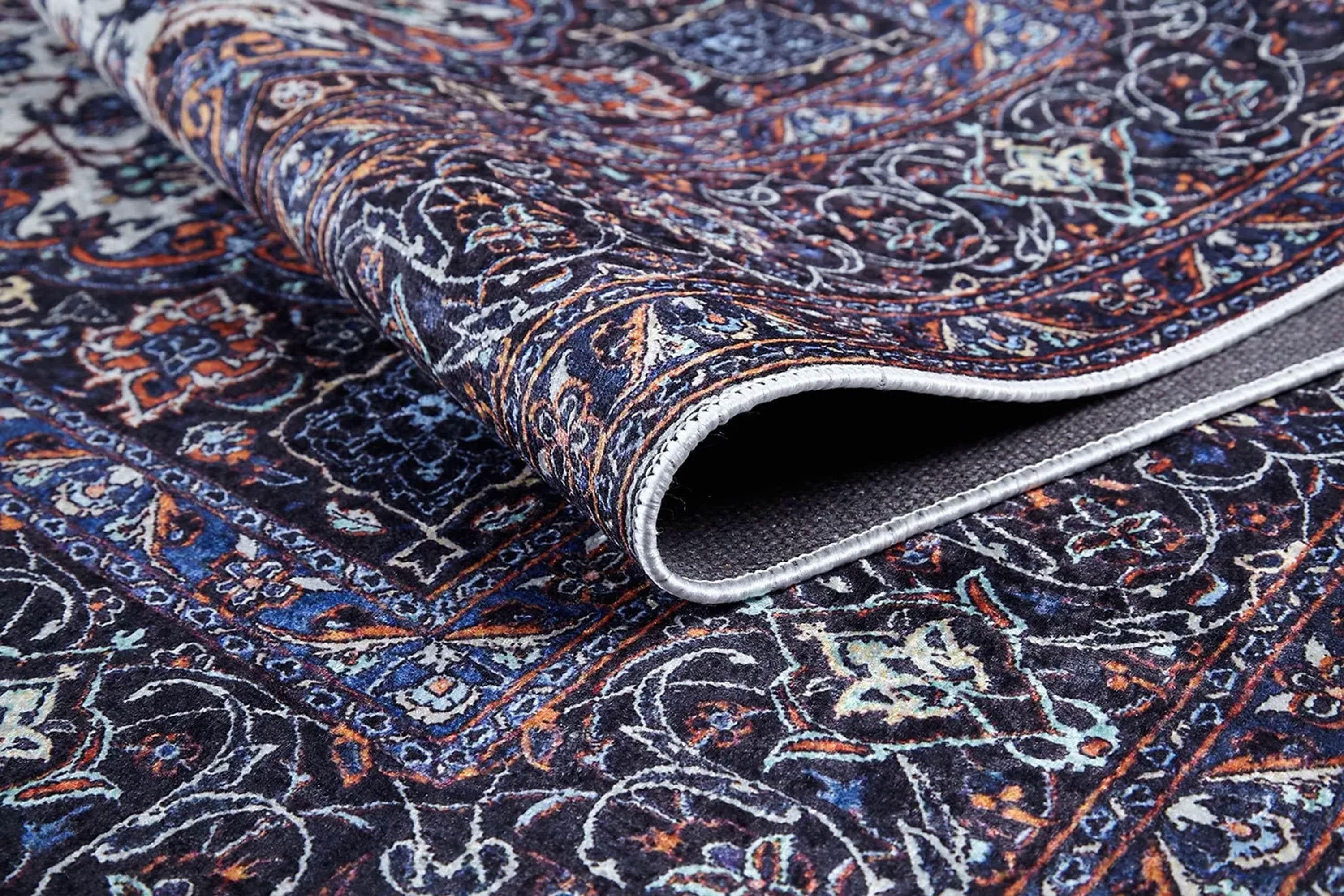 Eşsiz Antik Desenli Mor Lacivert Kilim Halı
