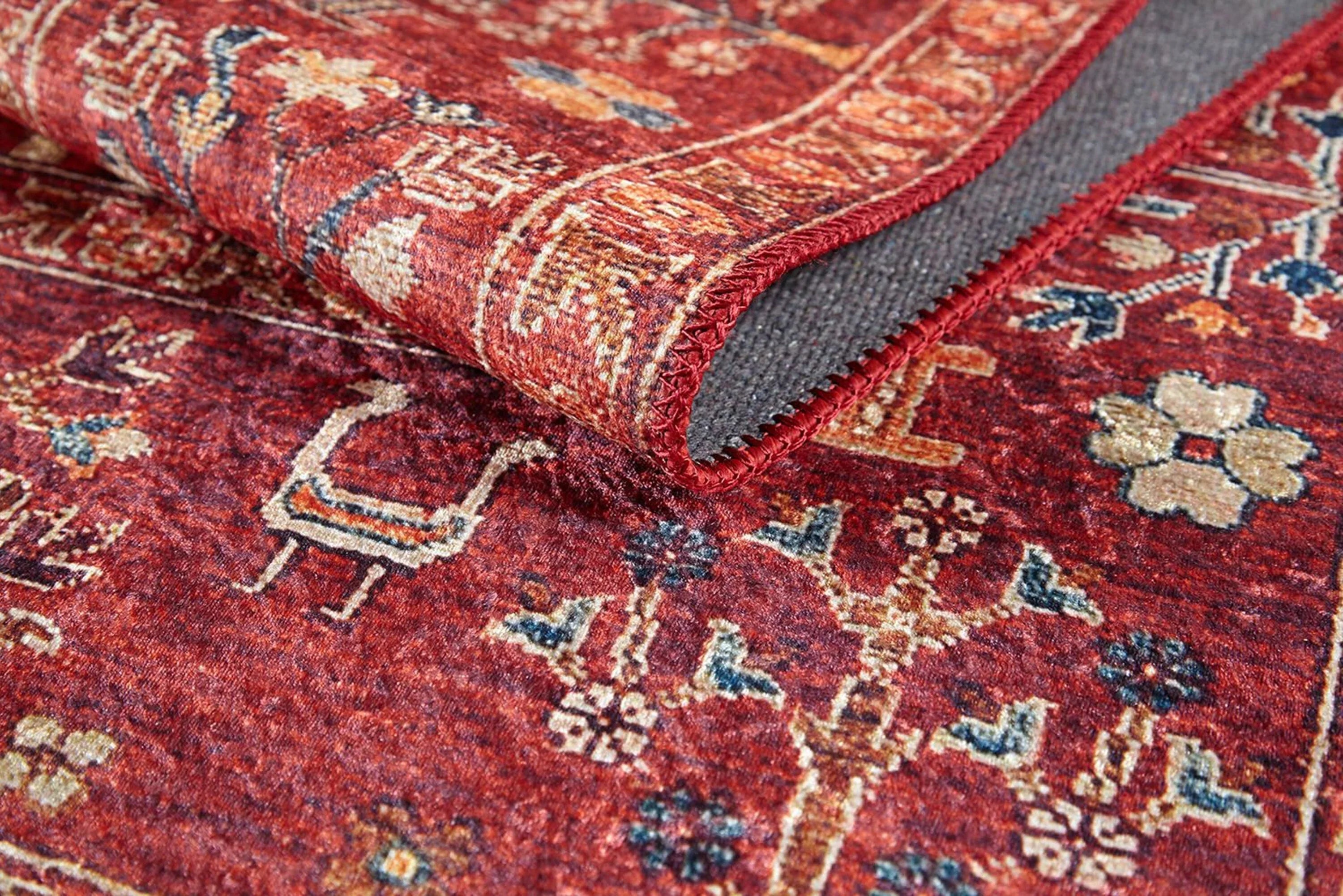 Etnik Kırmızı Anadolu Kilim Halı