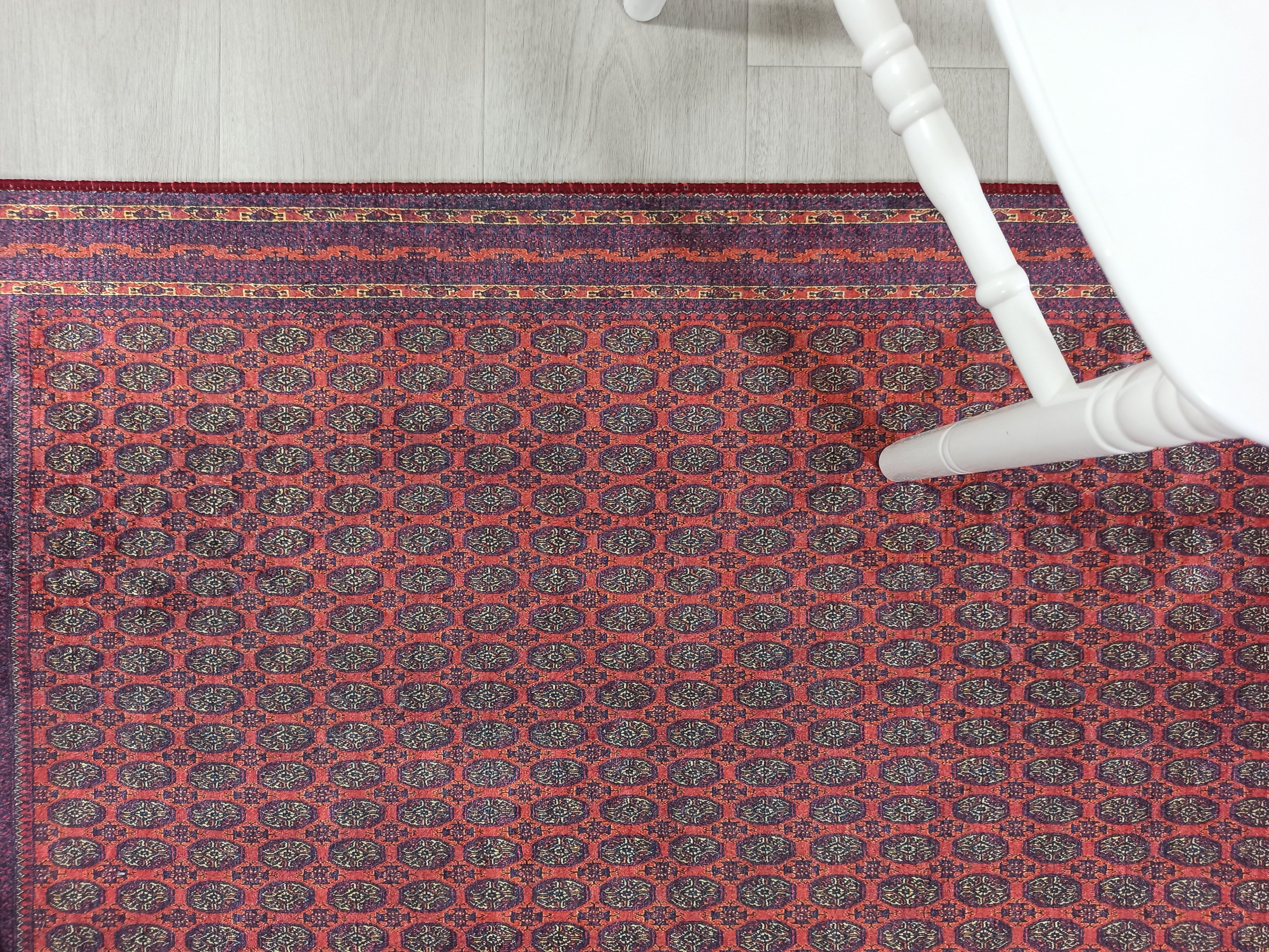 Klasik Bordo ve Lacivert Geometrik Desenli Geleneksel Halı - OUTLET - 46OU