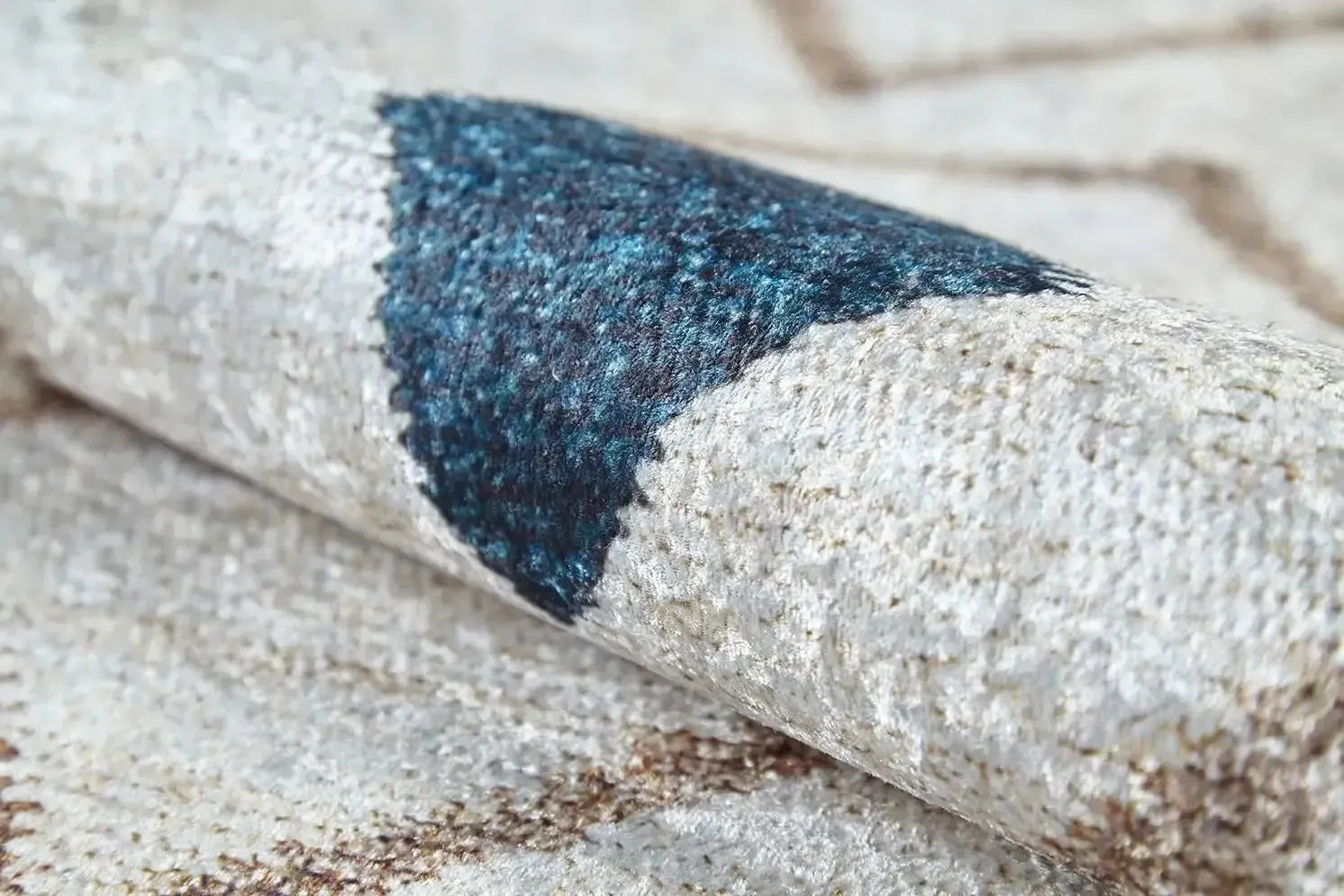 Fas Tarzı Geometrik Desenli Bohem Kilim Halı