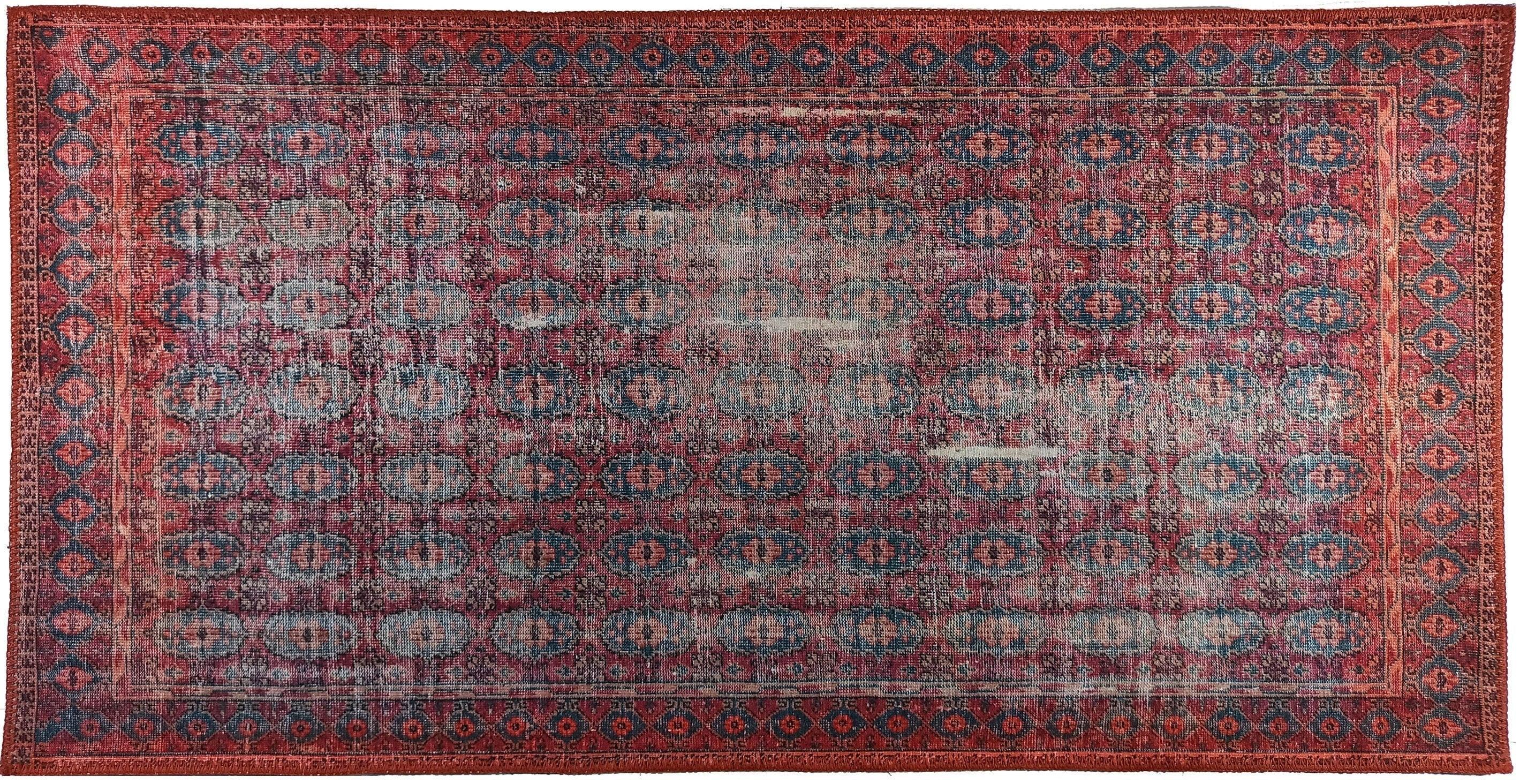 Fuşya Pembe ve Kırmızı Desenli Vintage Halı